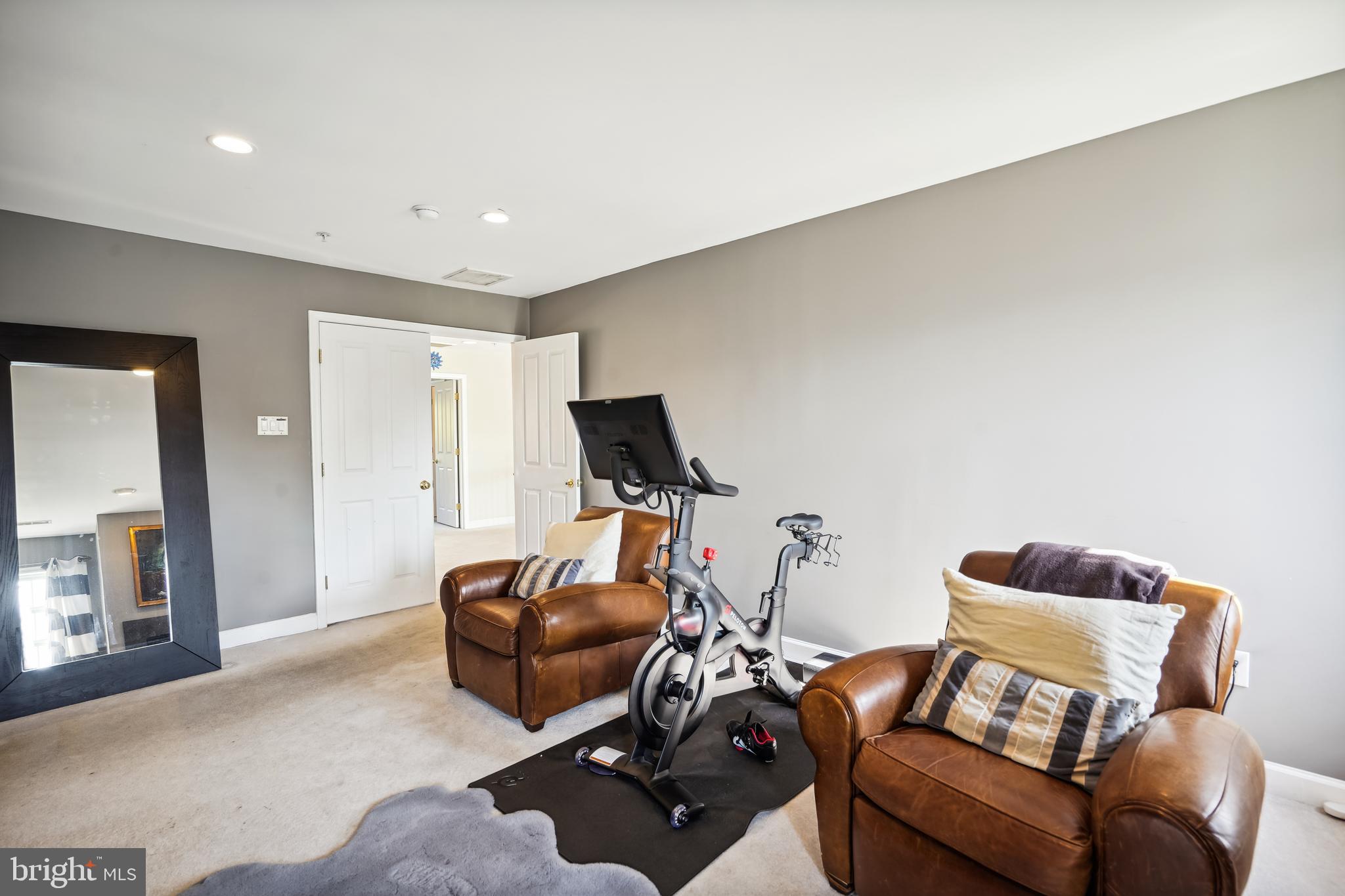 FAIRWOOD - Residential
