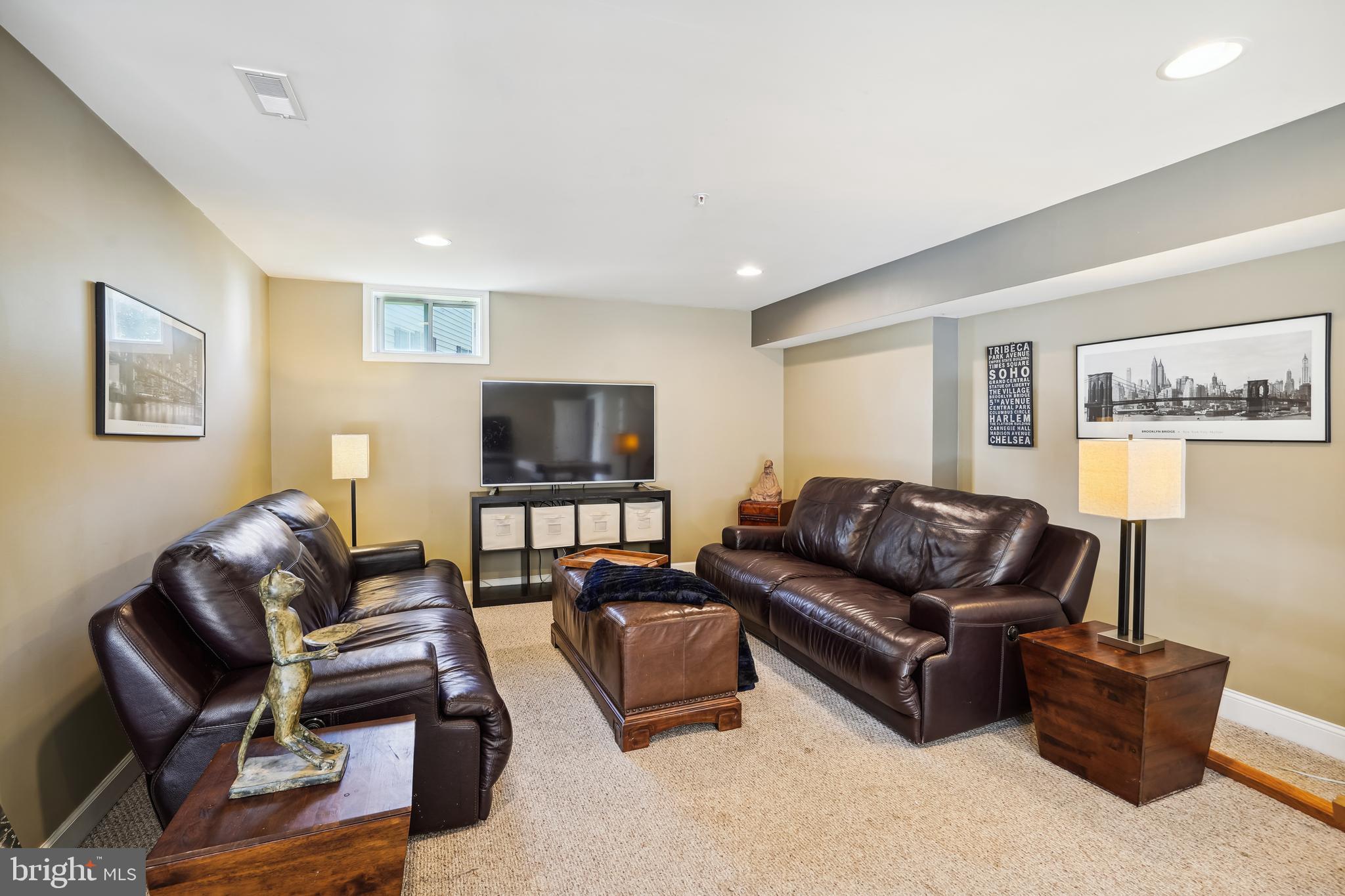 FAIRWOOD - Residential