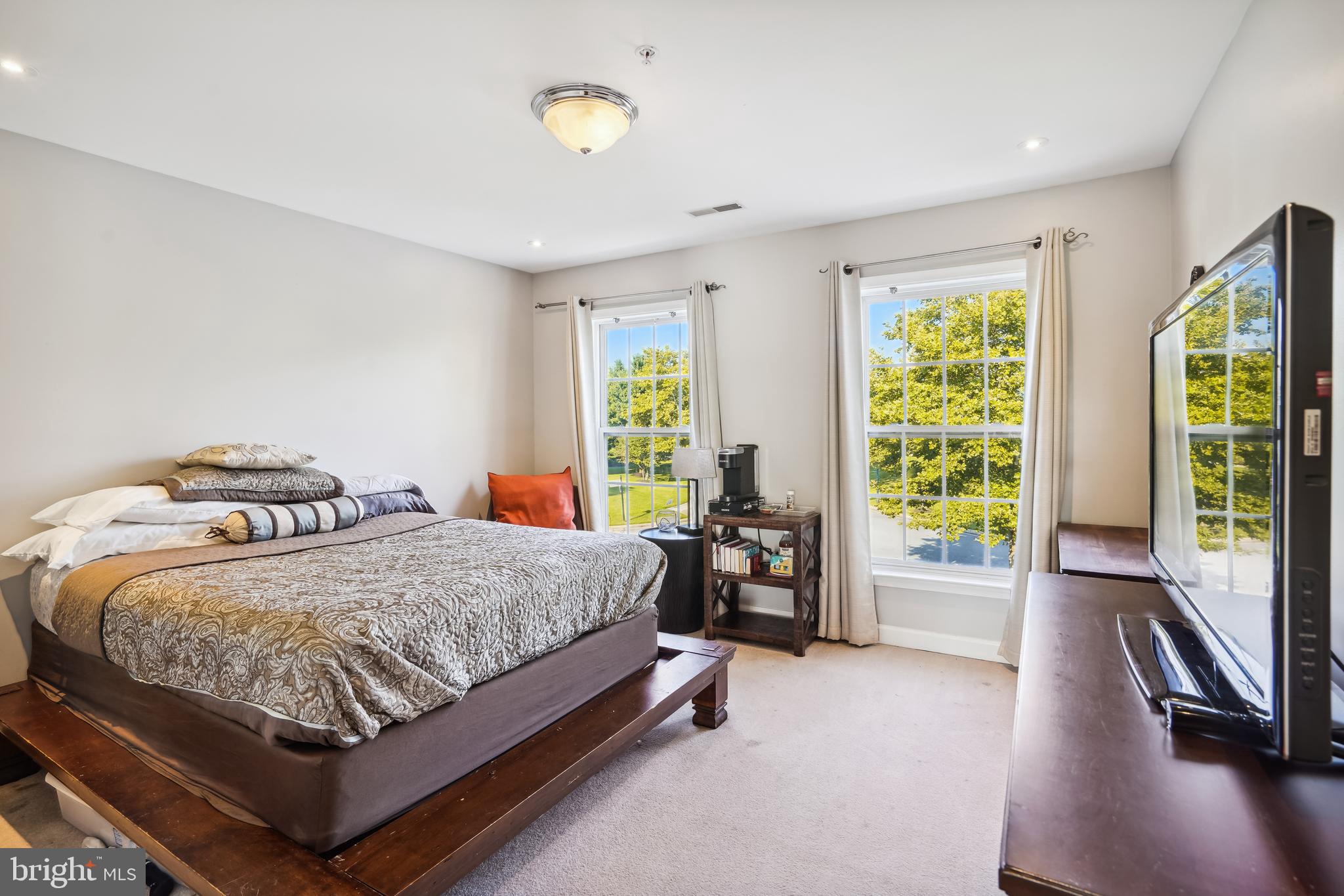 FAIRWOOD - Residential