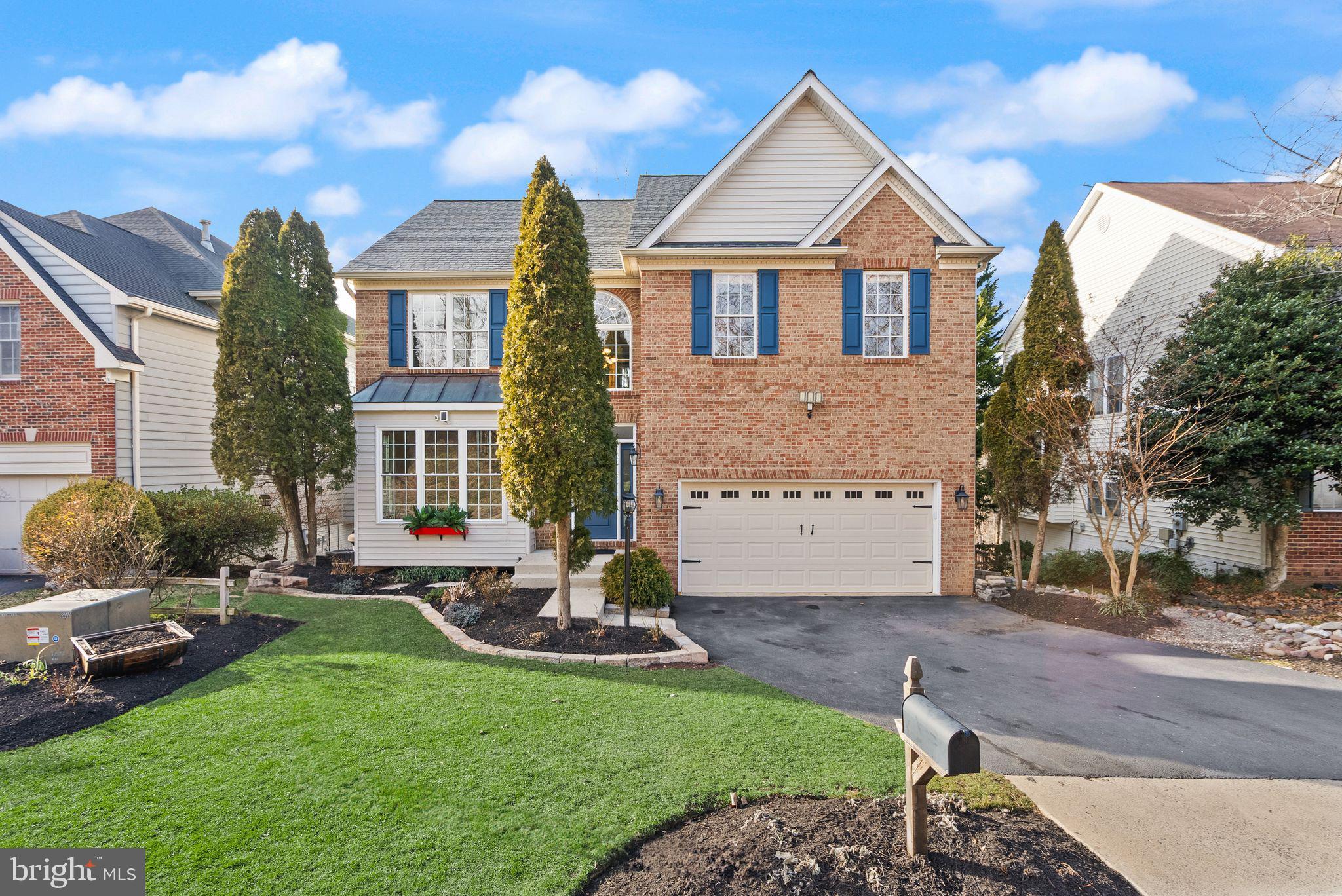 POTOMAC HUNT - Residential