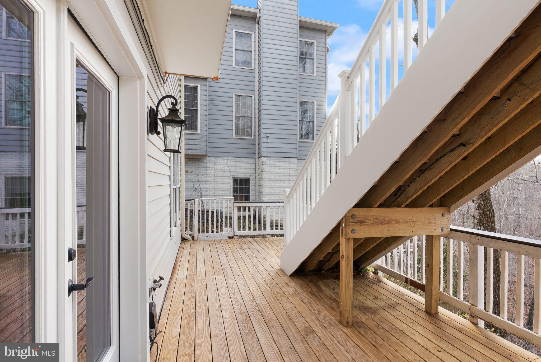POTOMAC HUNT - Residential