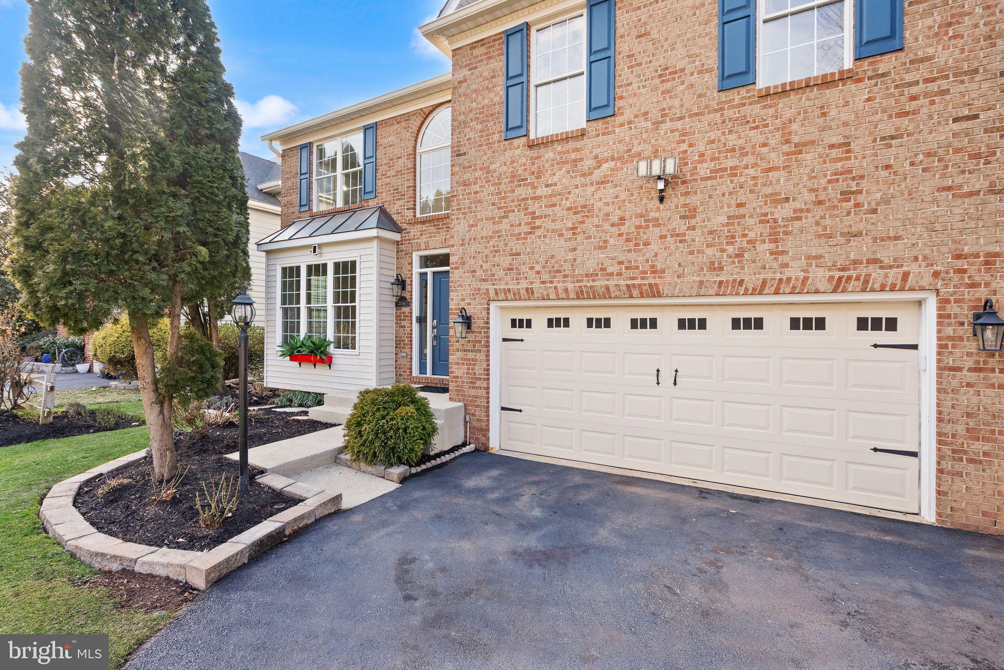 POTOMAC HUNT - Residential