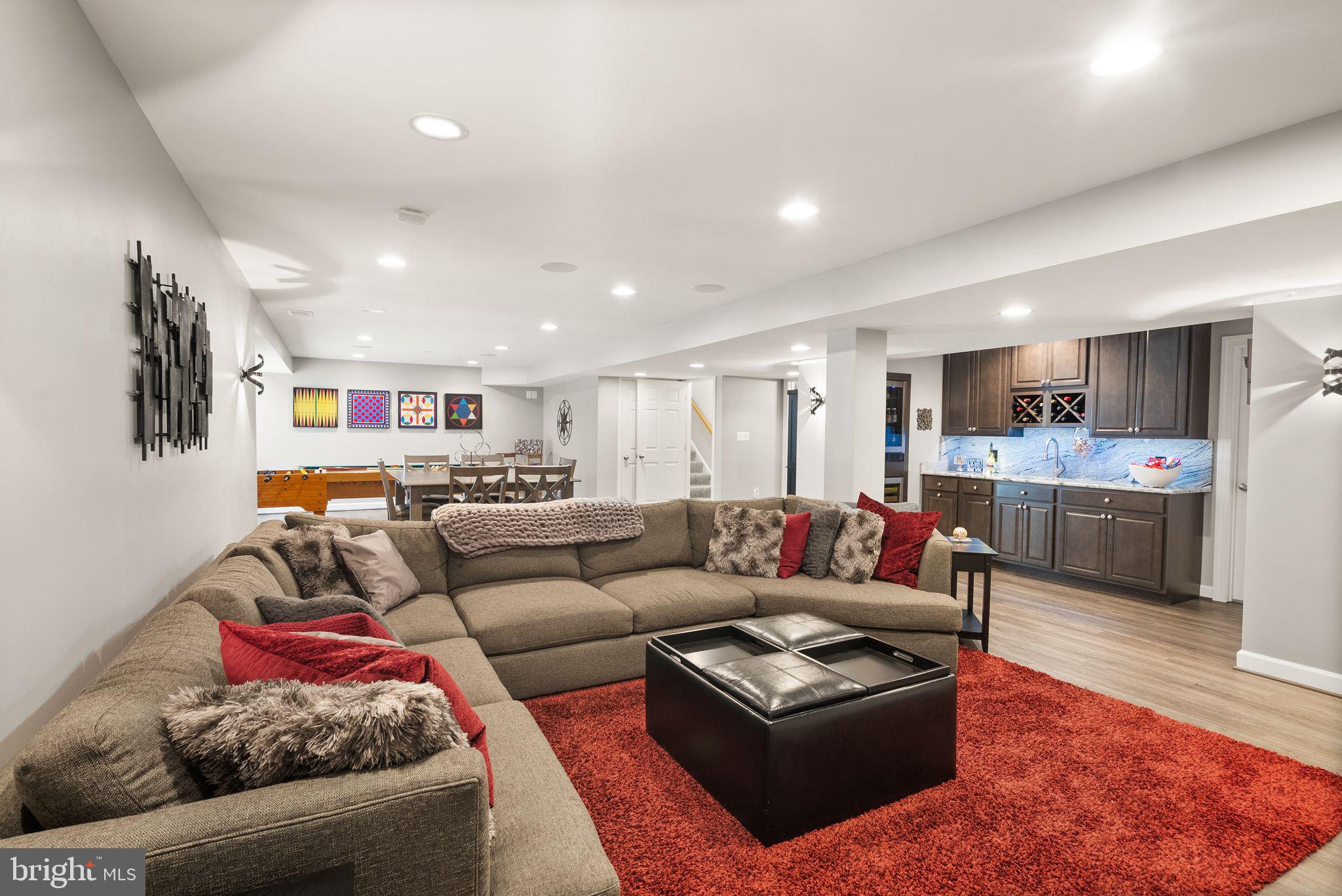 OAK VALLEY - Residential