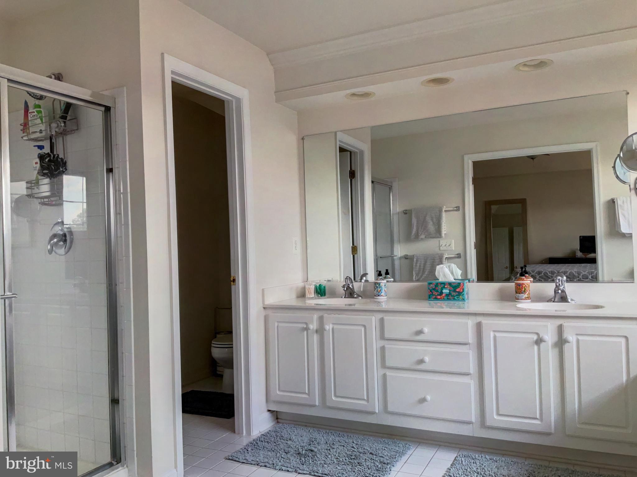 LOUDOUN PARKWAY CENTER - Residential Lease