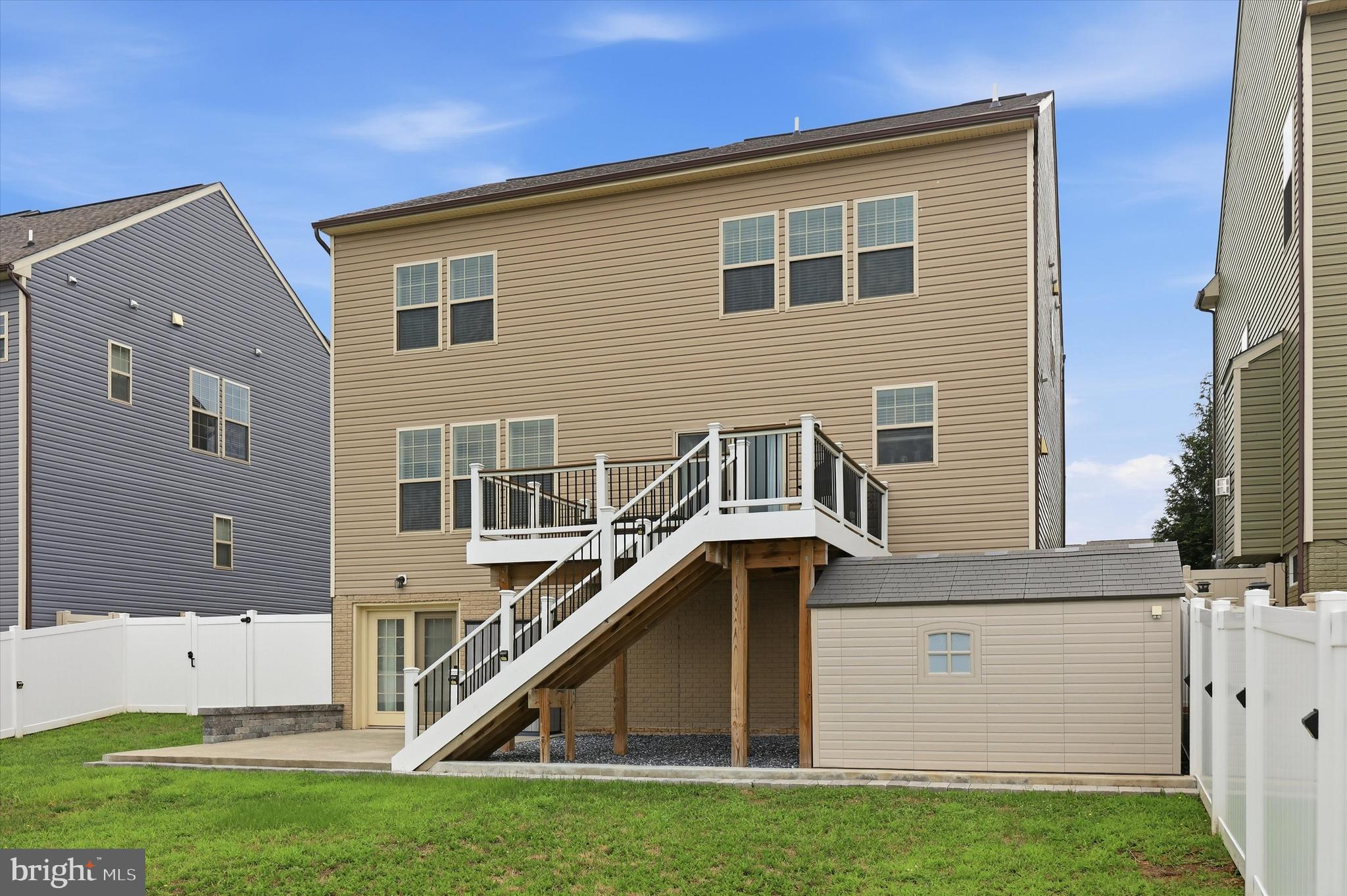 TUSCARORA CREEK - Residential