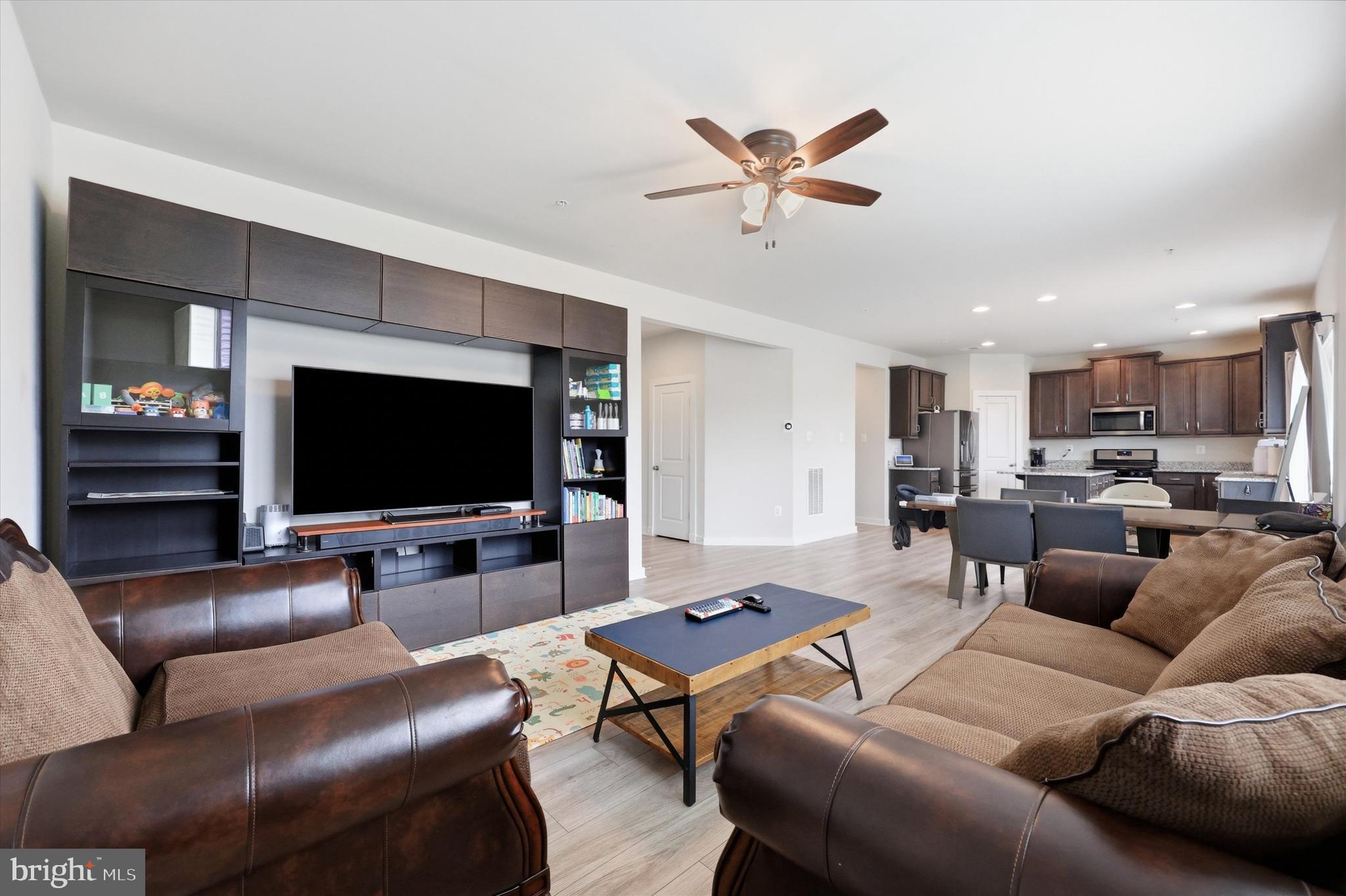 TUSCARORA CREEK - Residential