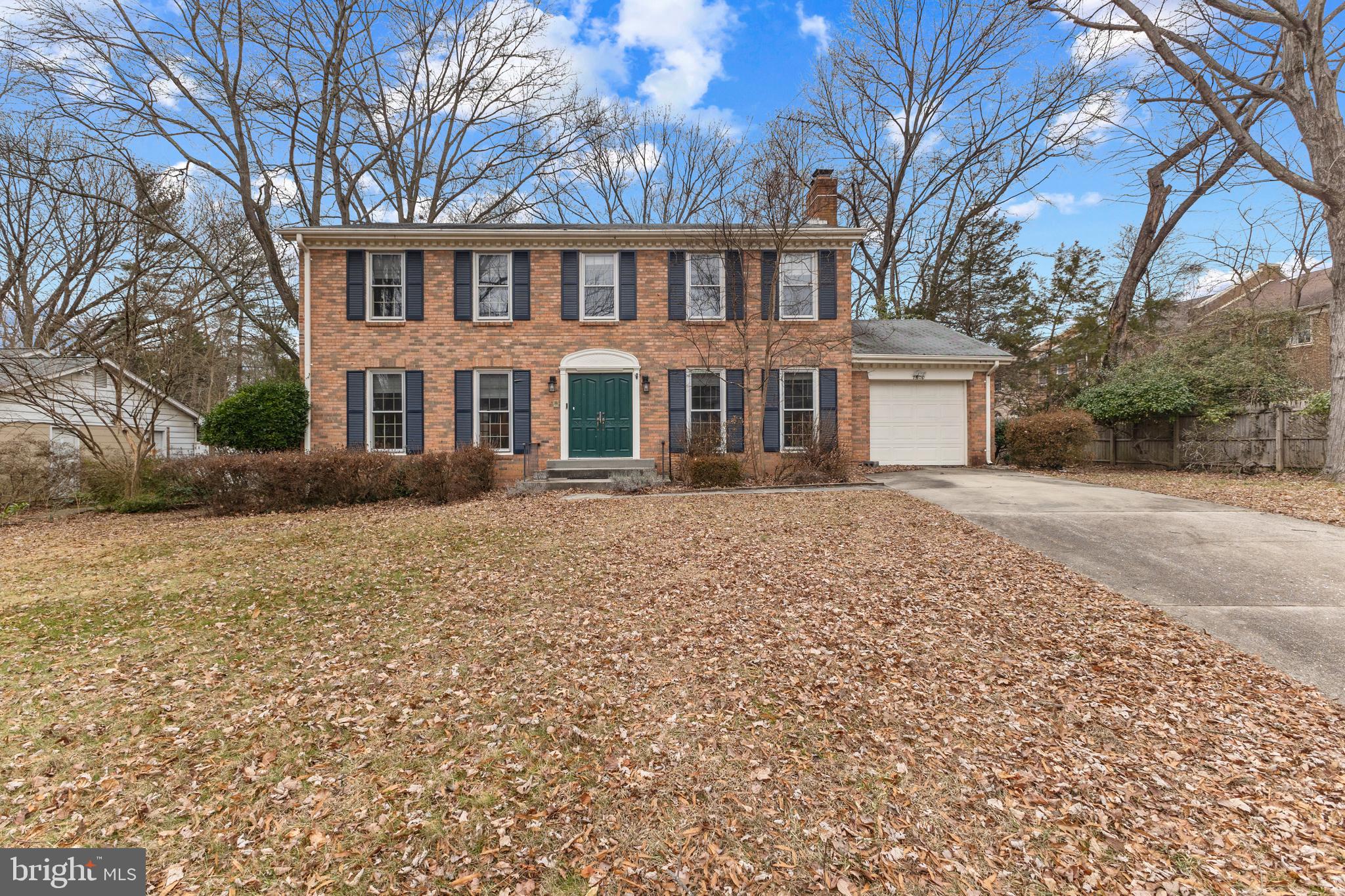 4 bedroom colonial on a large, flat lot with great walkability! Whole house renovation in 2015 included new and expanded kitchen, new bathrooms, new flooring, moved the laundry room upstairs, amazing mudroom area, expanded and renovated master bathroom. Removed wood paneling in living room, new lighting and electrical throughout. Custom cabinetry in family rom and mudroom. Walk to Hollin Meadows Swim and Tennis Club, Hollin Meadows Park and Hollin Meadows Elementary School.