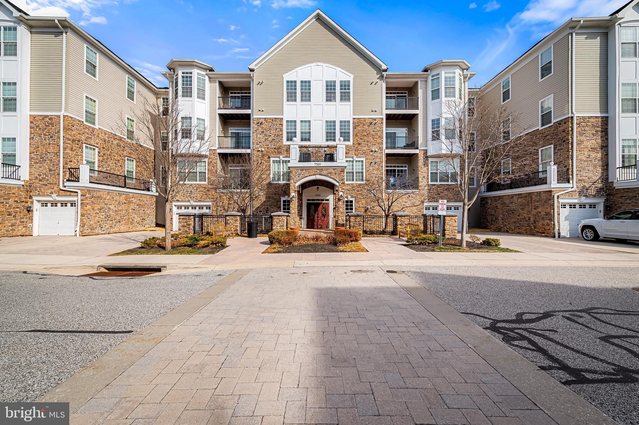 HIGHLANDS AT QUARRY LAKE - Residential