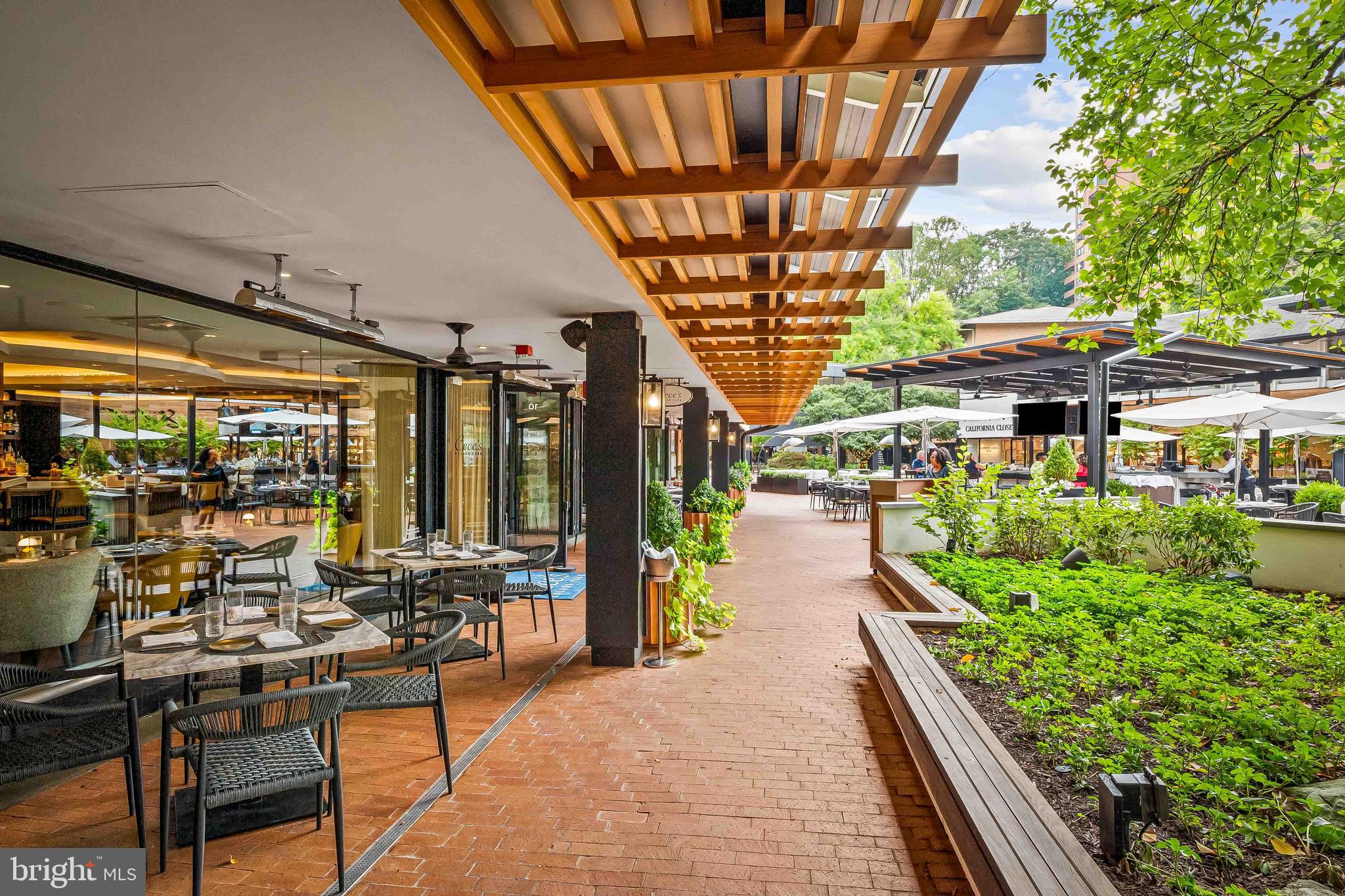 CROSS KEYS - Residential