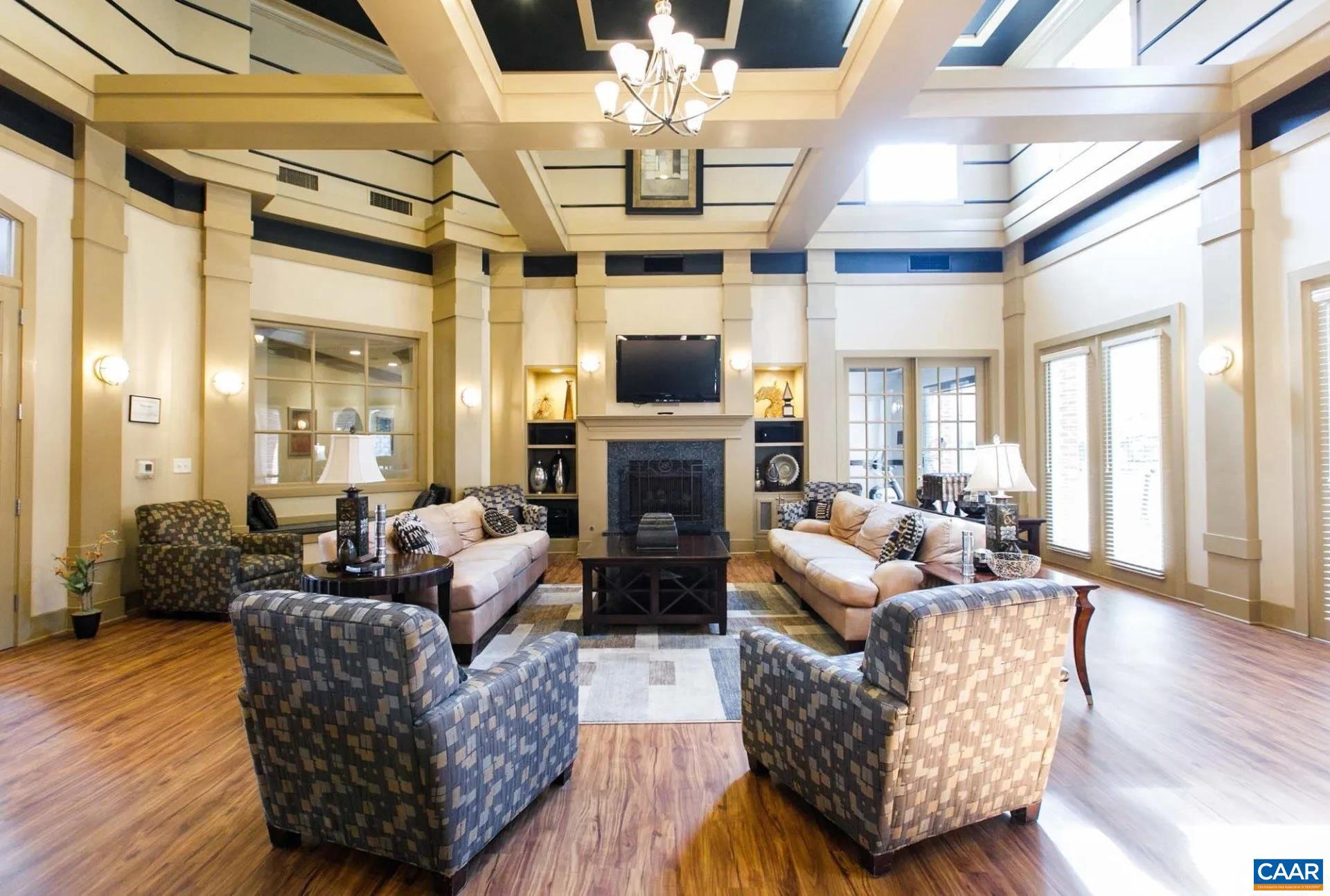 EAGLES LANDING - Residential