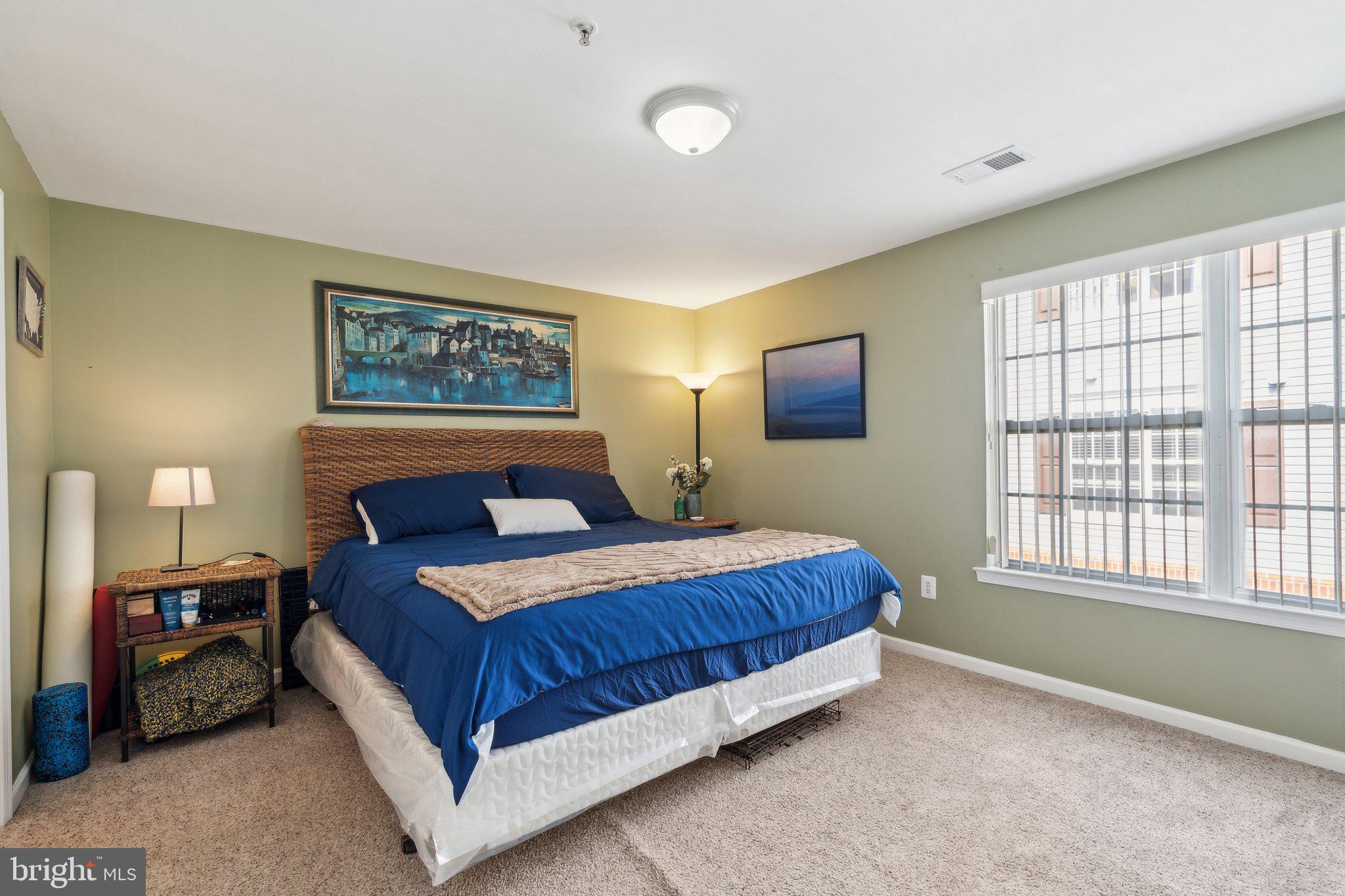 LEESBURG GATEWAY II - Residential Lease