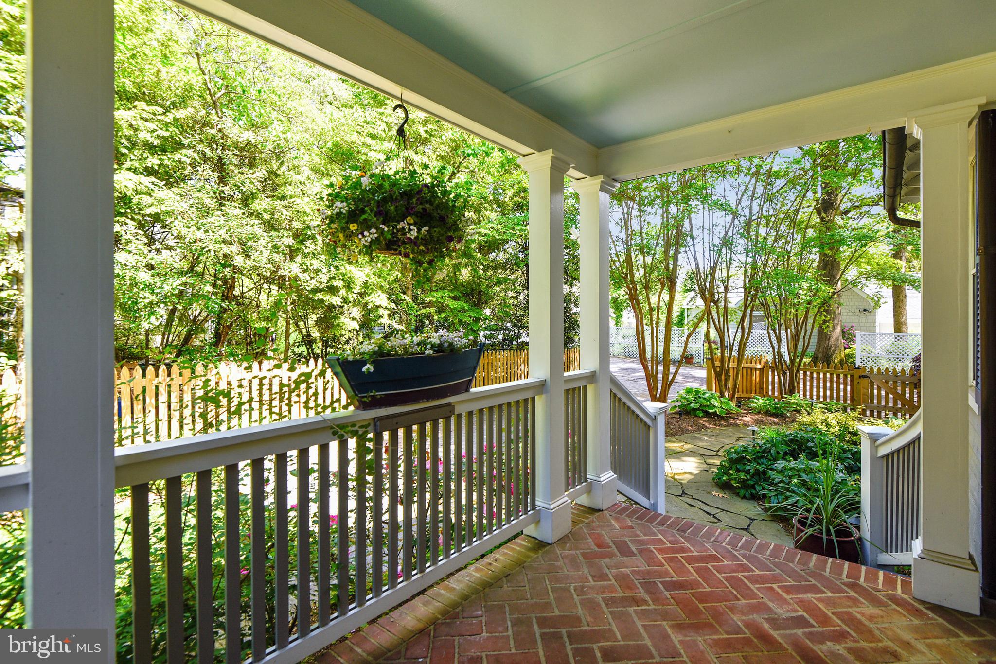 EASTPORT - Residential