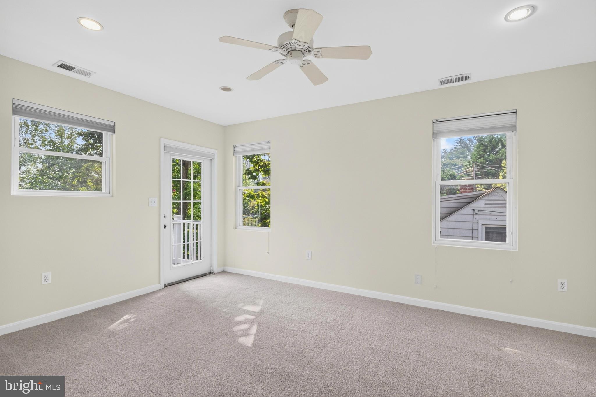 ROCKCREST - Residential