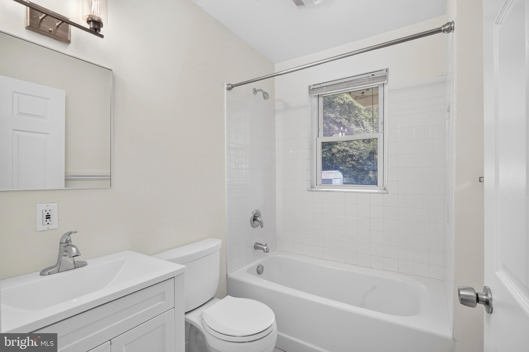 ROCKCREST - Residential