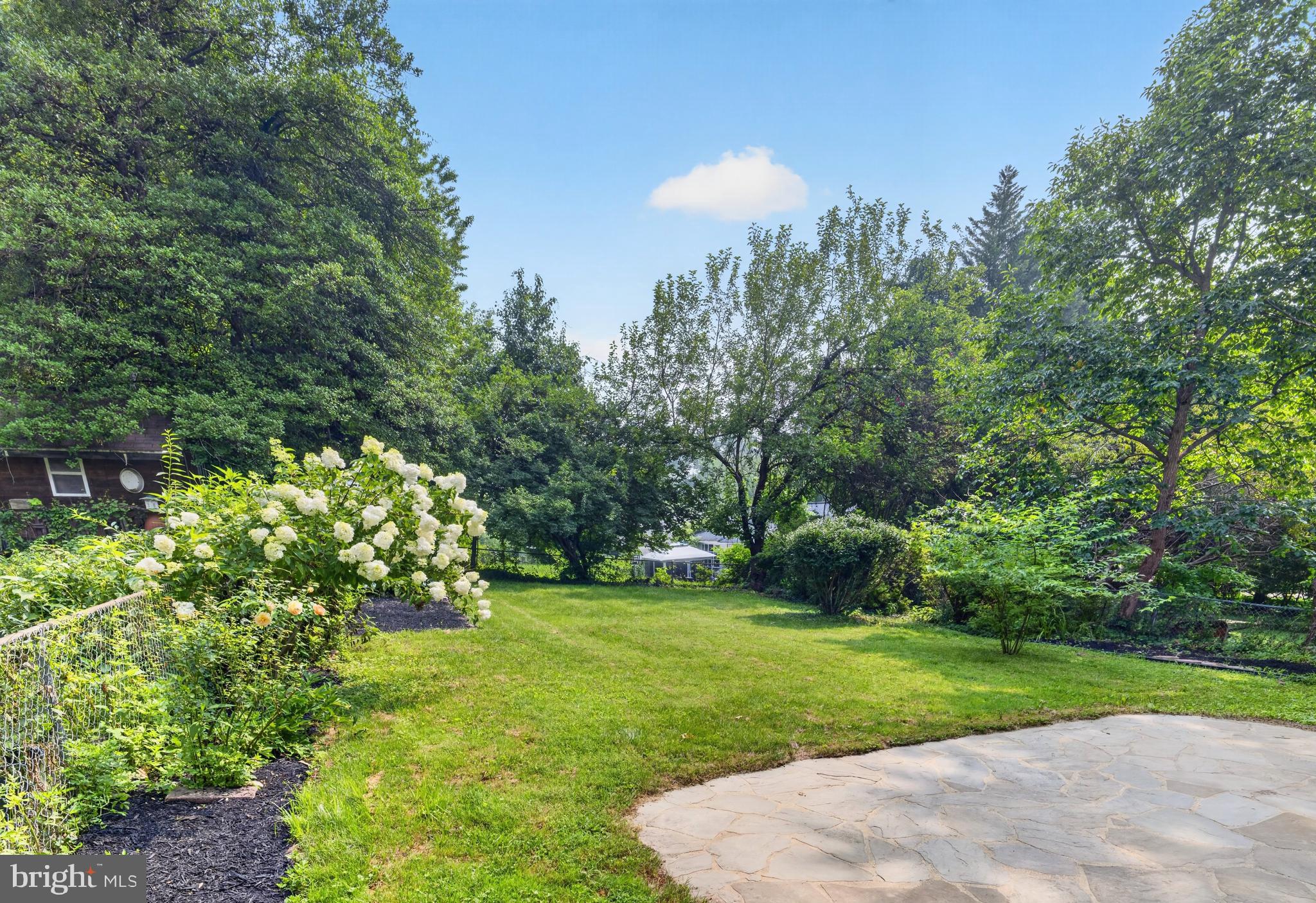 ROCKCREST - Residential