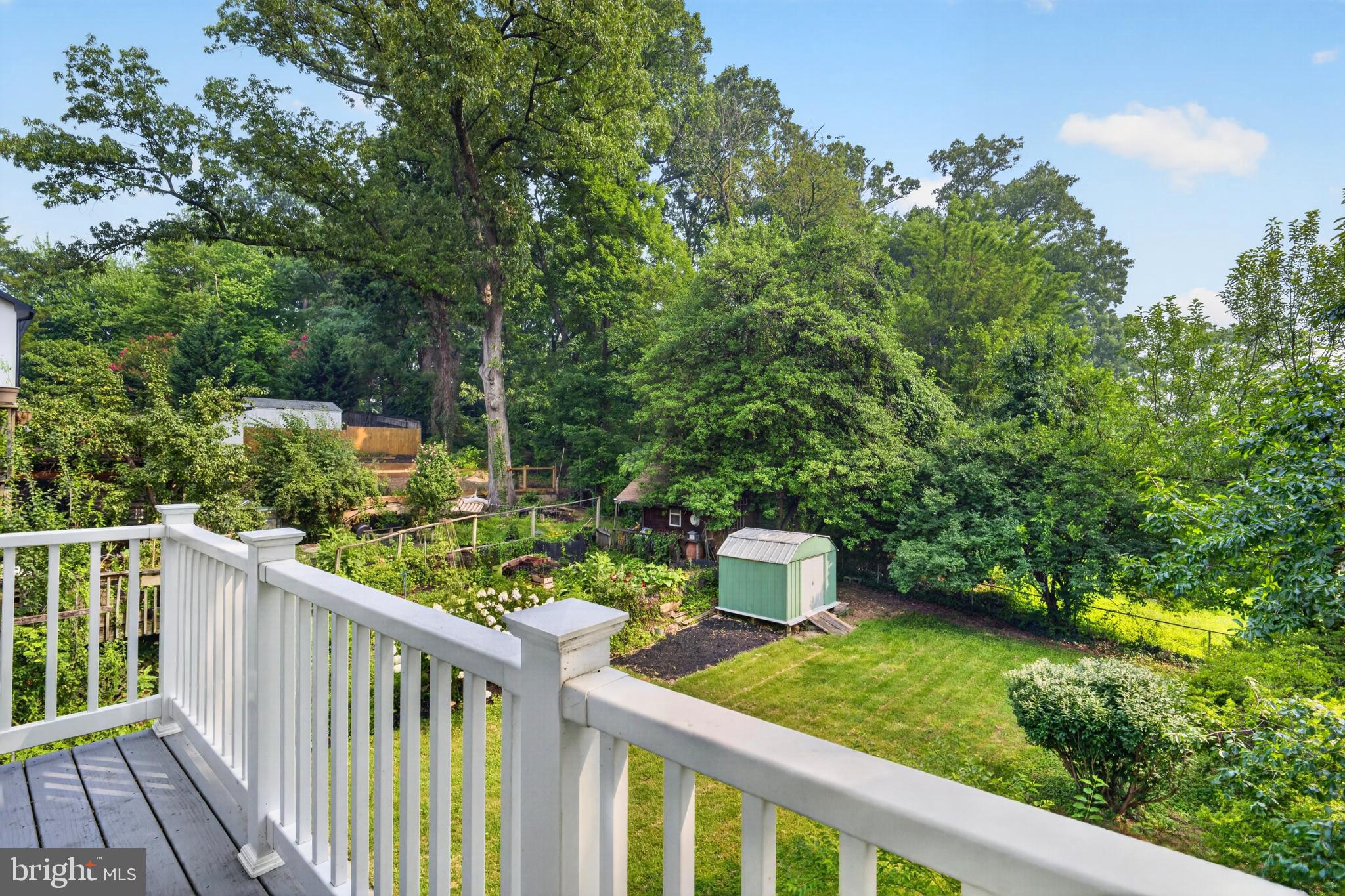 ROCKCREST - Residential