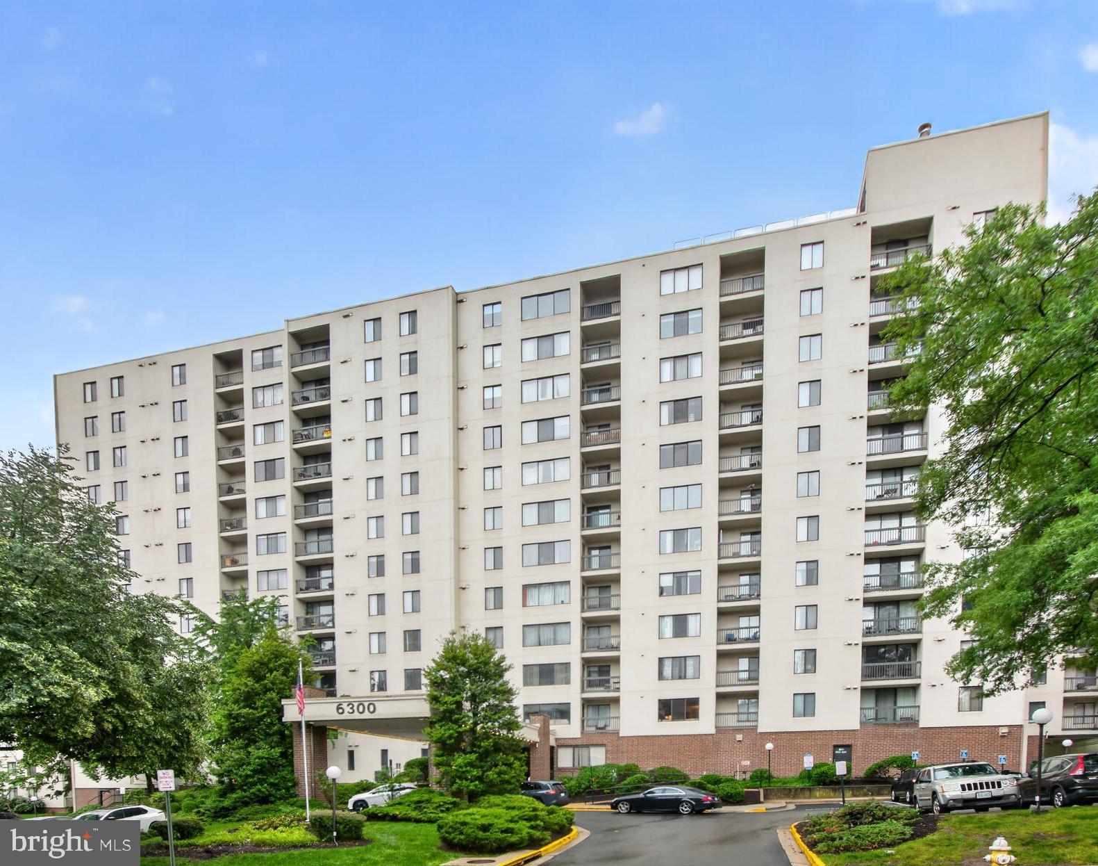 SENTINEL OF LANDMARK - Residential
