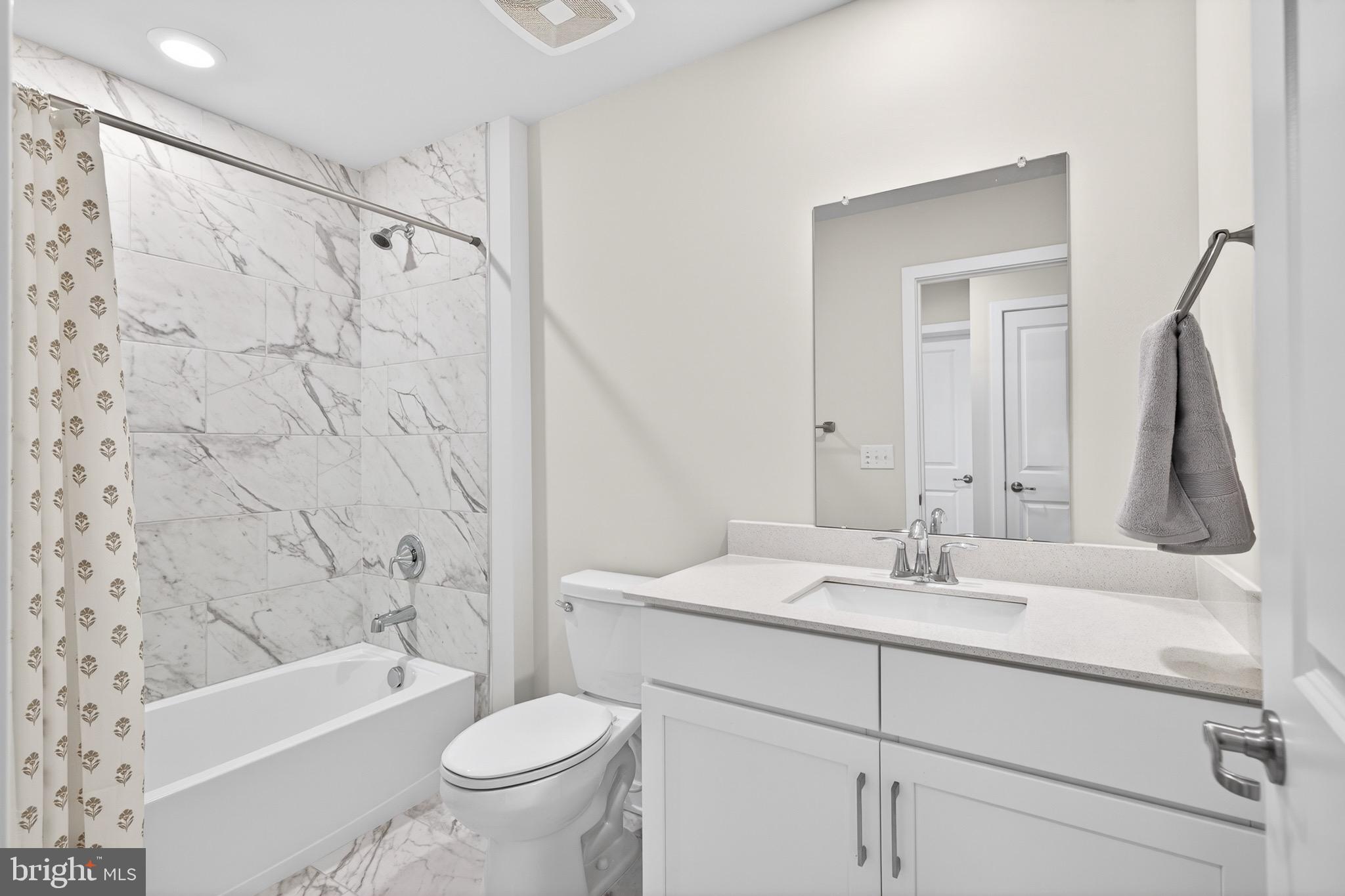 HILLVIEW - Residential
