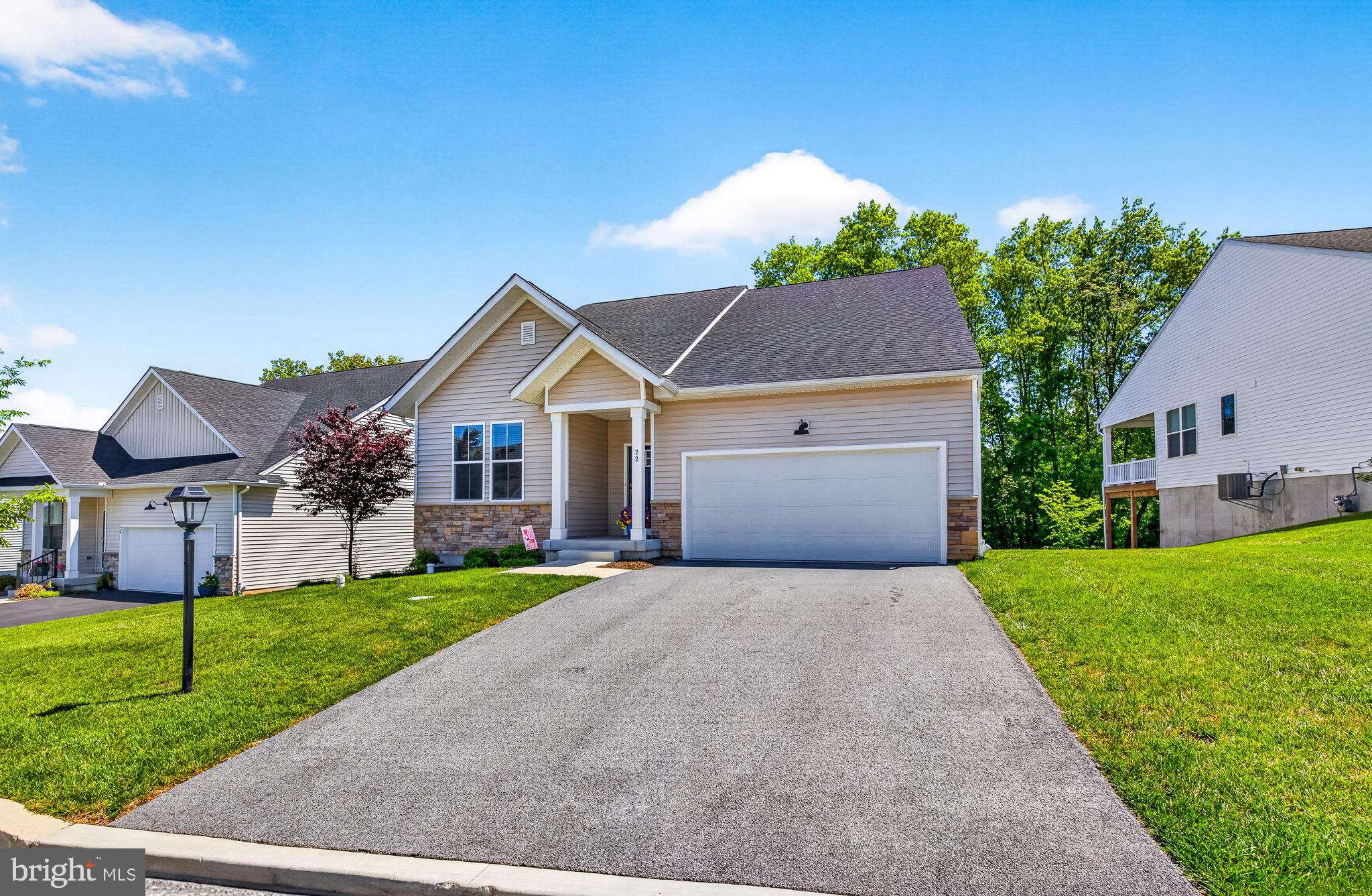 HILLVIEW - Residential