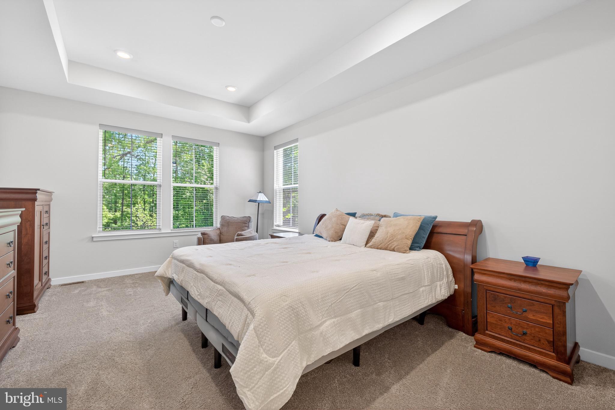 HILLVIEW - Residential