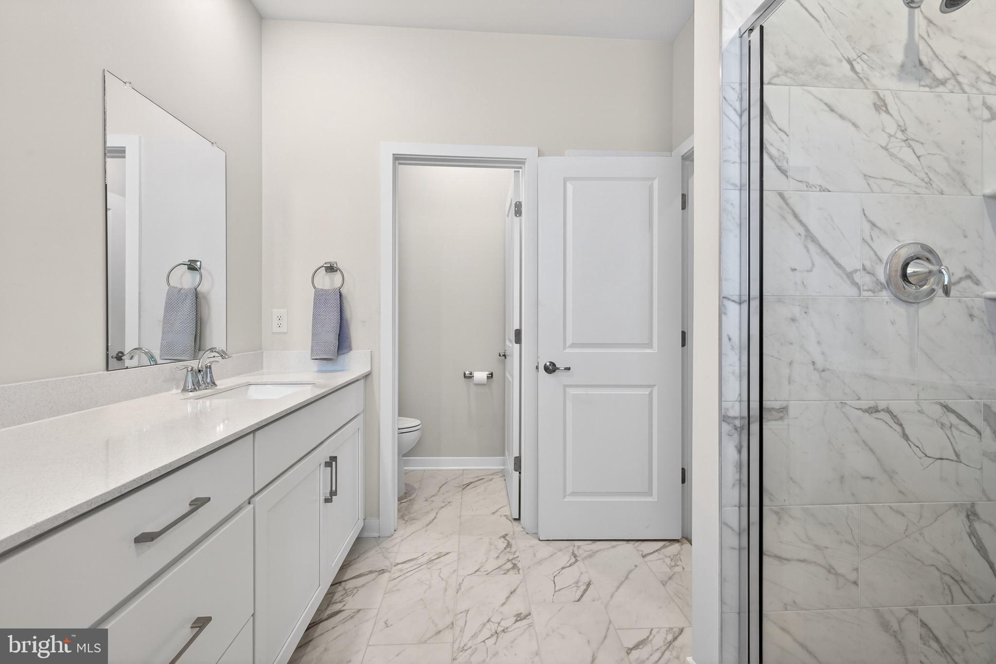 HILLVIEW - Residential