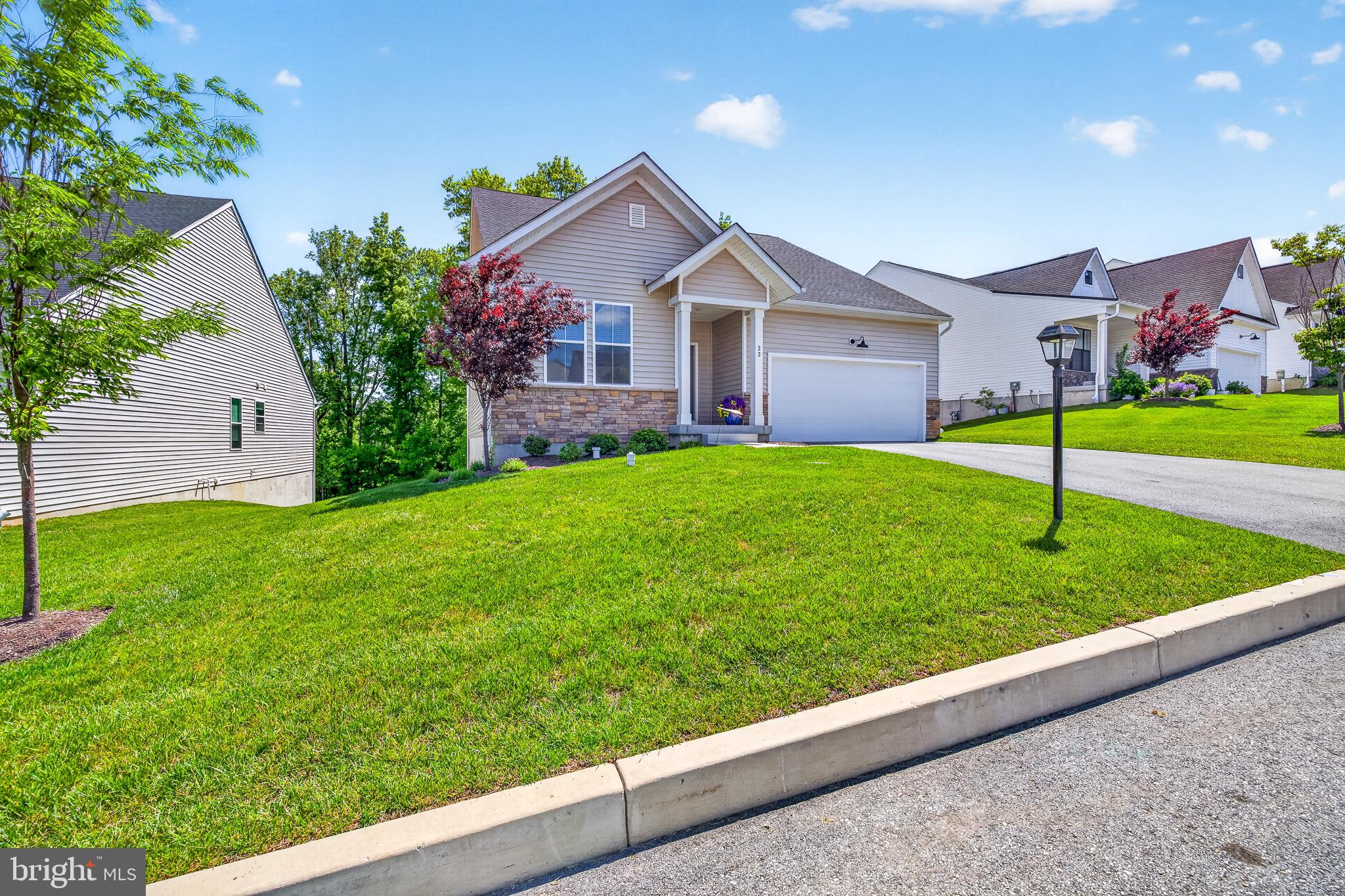 HILLVIEW - Residential