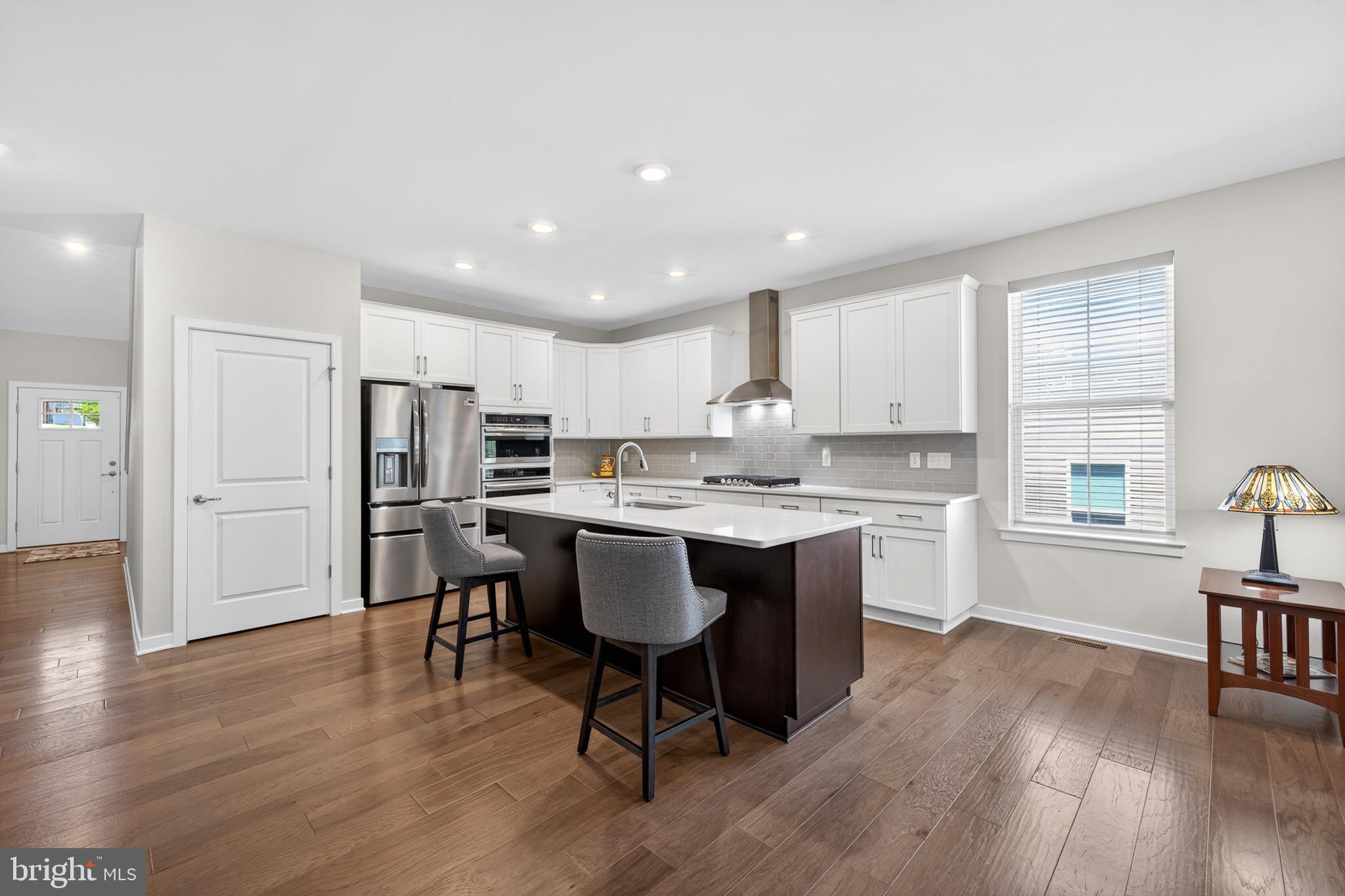 HILLVIEW - Residential
