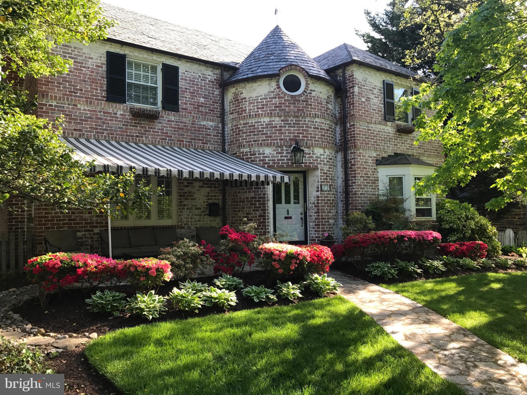 Architecturally interesting 4BR, 2 1/2bath Colonial in a great block adjacent to the Lakes-DR wall removed to create an open, spacious "Cooks" kitchen w/custom cabs, granite countertops + a large center island & separate breakfast area-Mint condition & renovated throughout-Attached 2 car garage-Awning covered front porch-Beautiful, landscaped fenced level play yard-Gleaming wood floors.