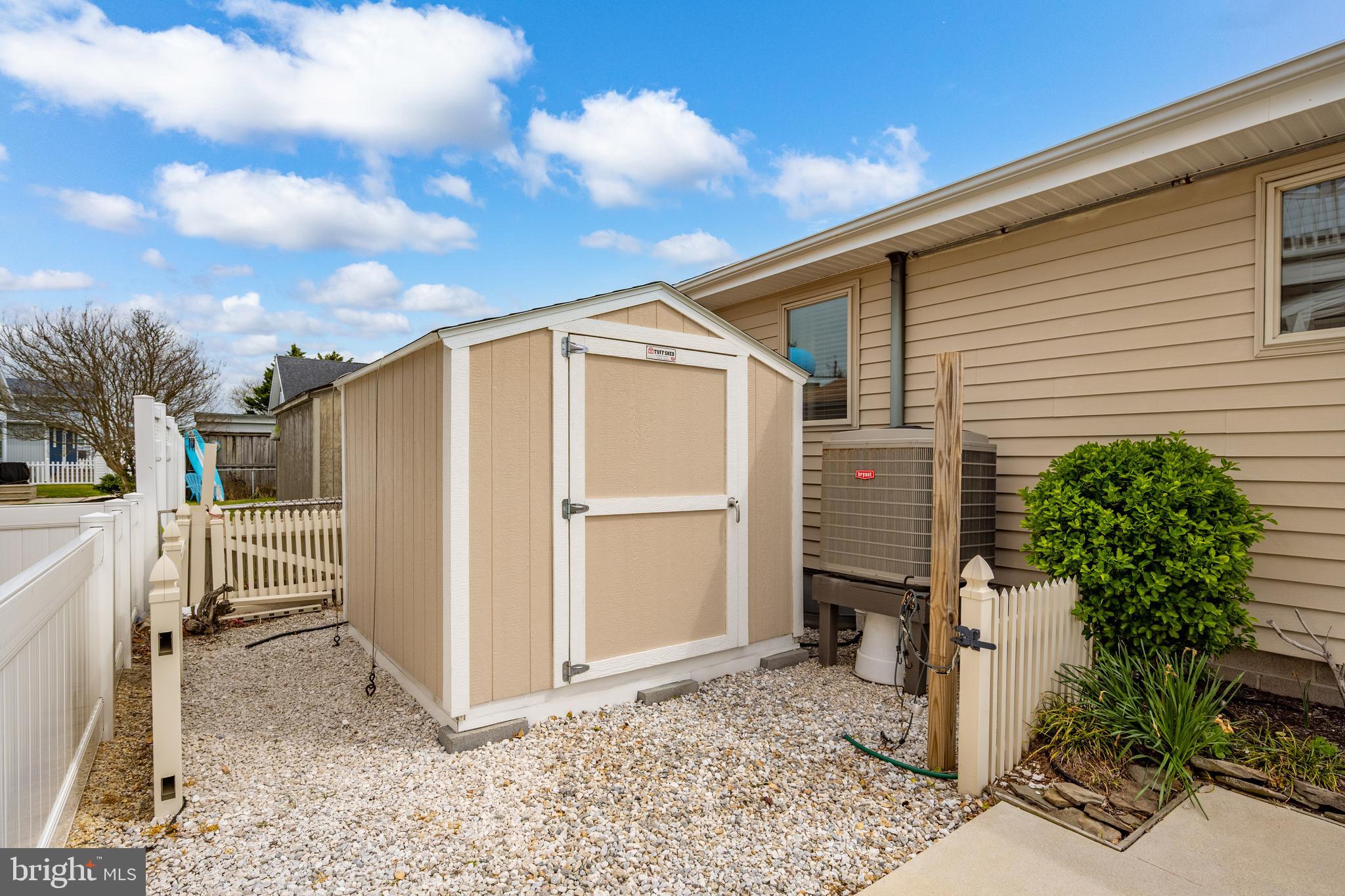 LITTLE SALISBURY - Residential