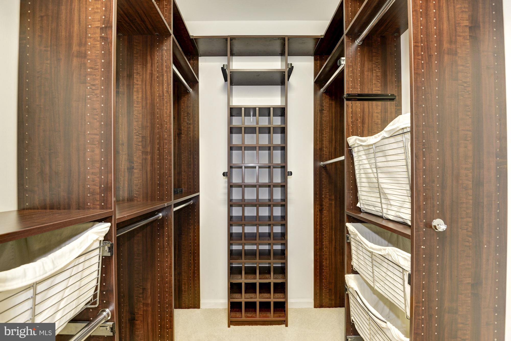 EDGEMOORE - Residential Lease