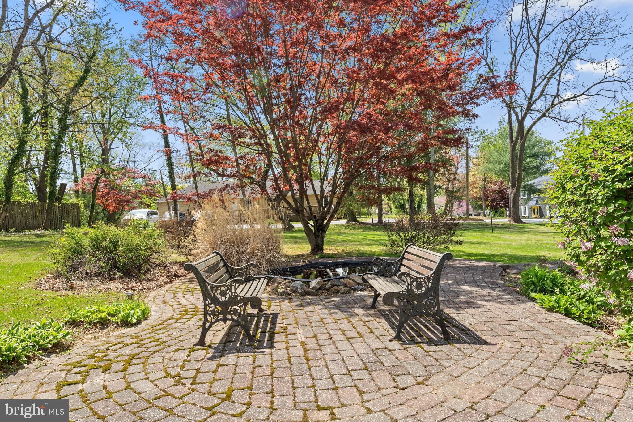 MIDDLETON PL - Residential