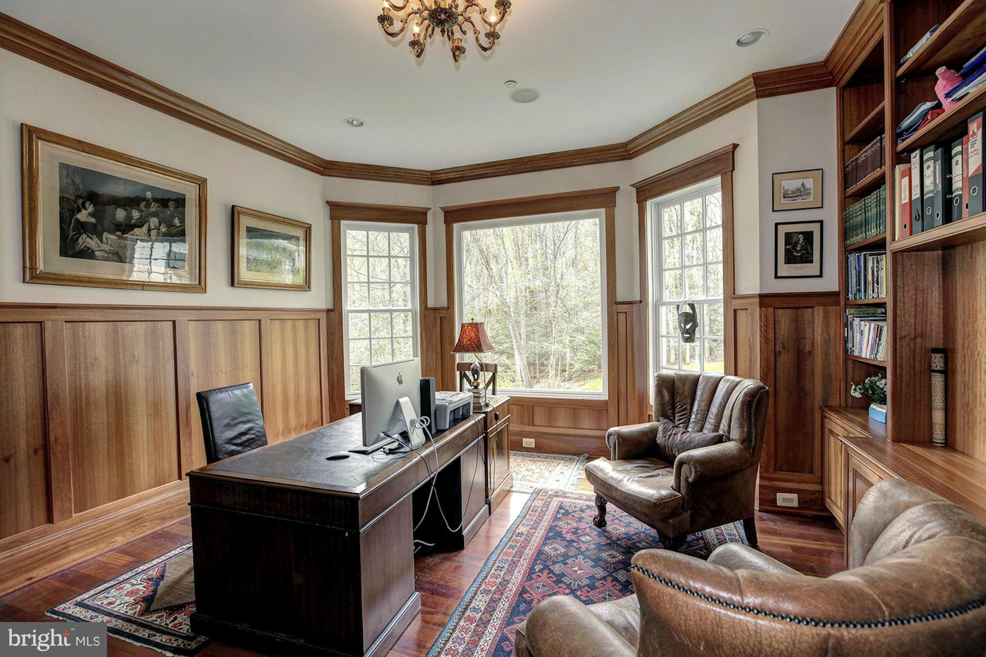 POTOMAC OUTSIDE - Residential
