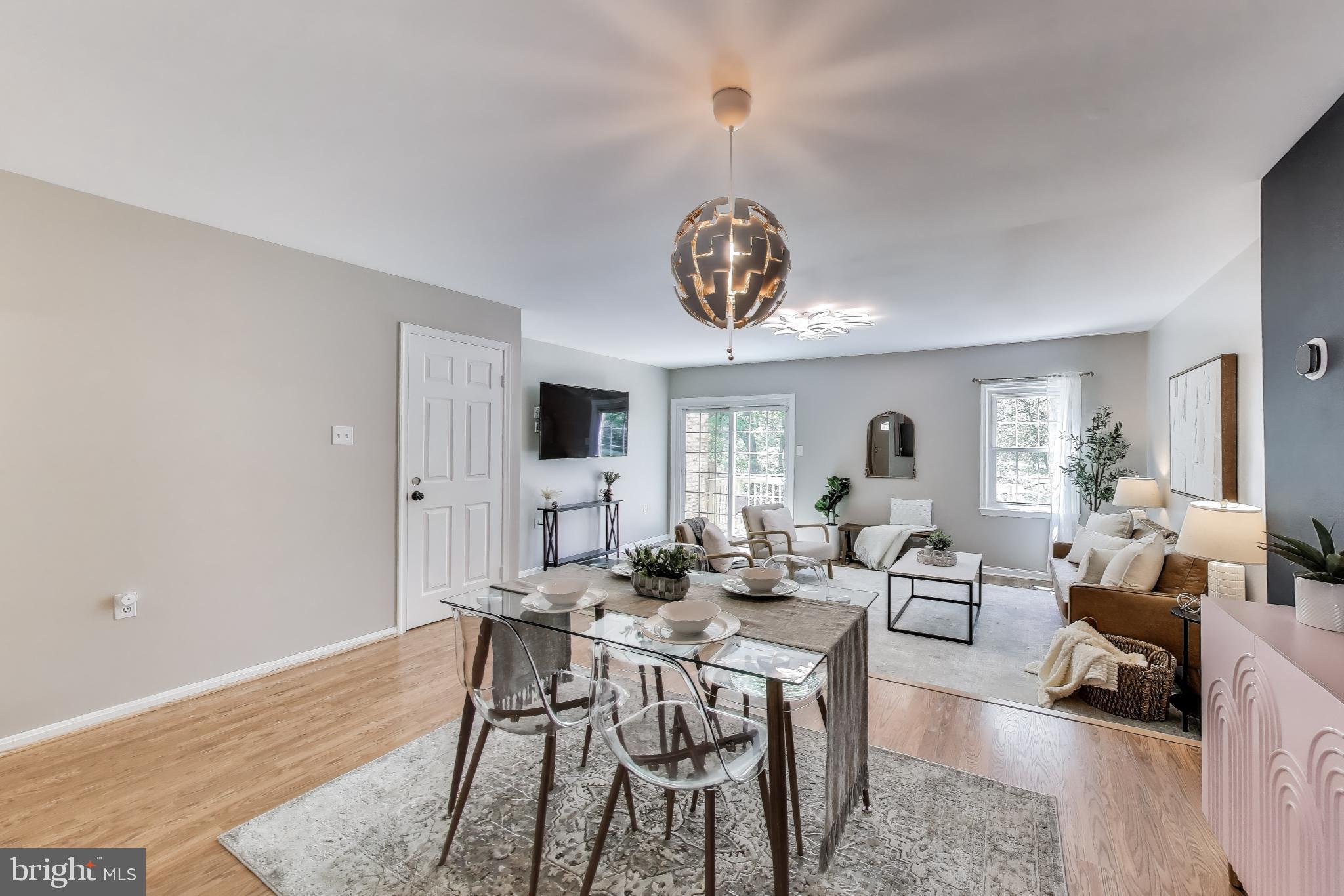 LAKE RIDGE - Residential