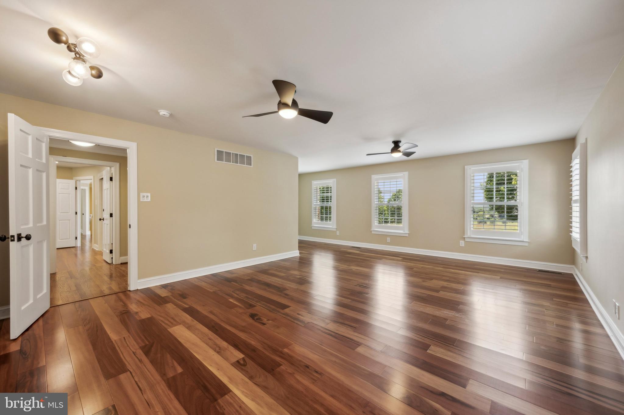 HERITAGE FARMS - Residential
