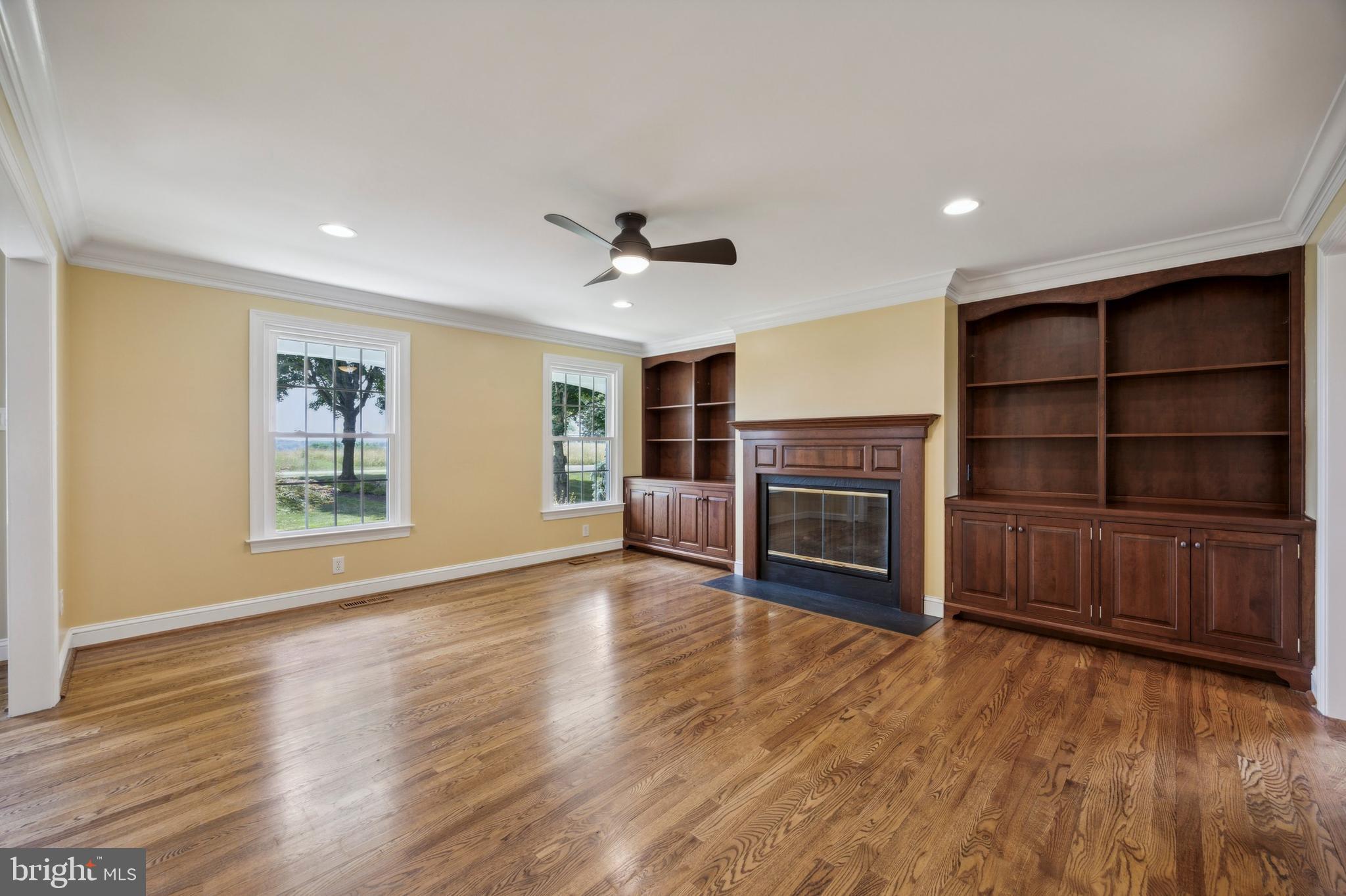 HERITAGE FARMS - Residential