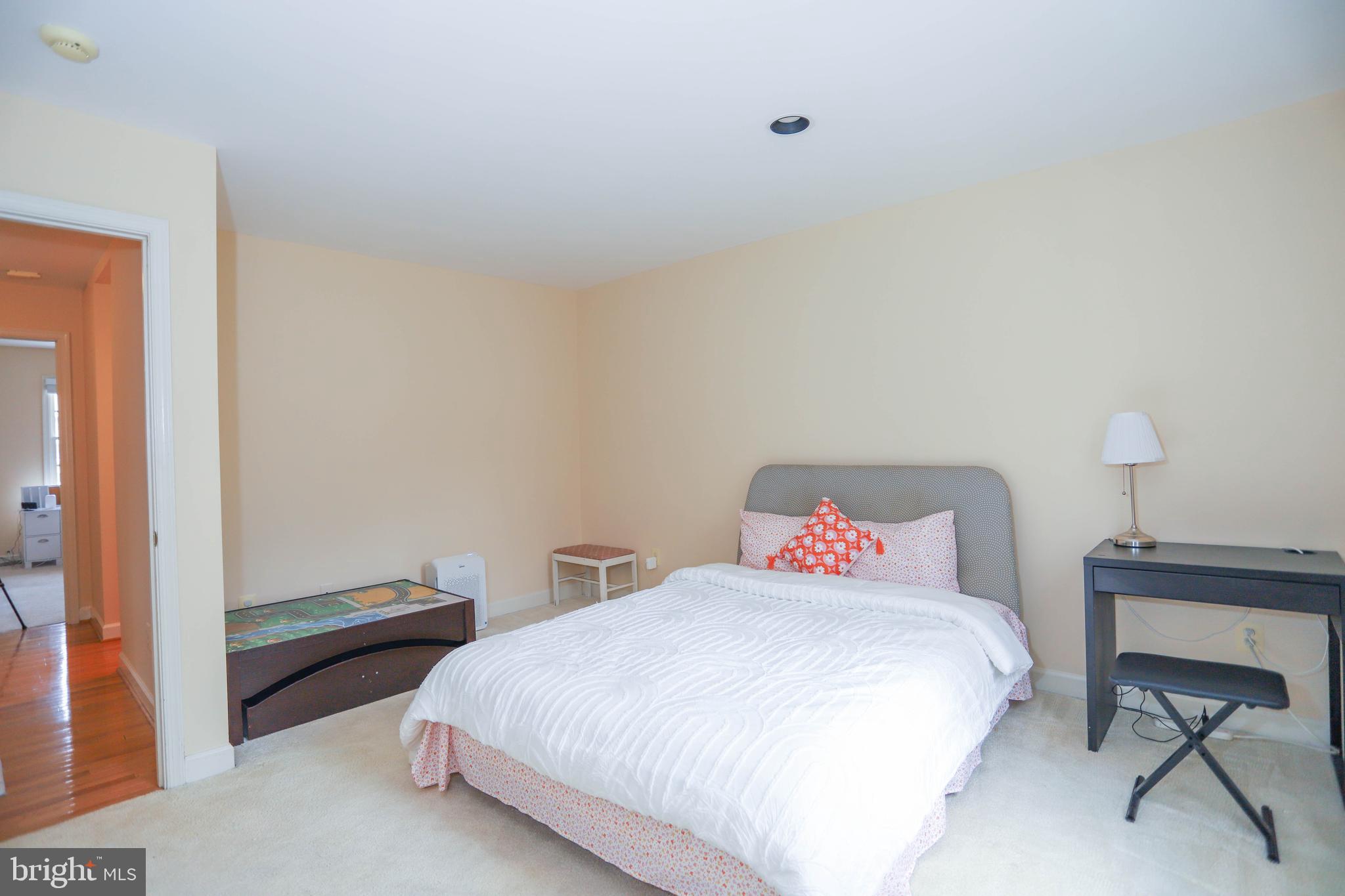INVERNESS FOREST - Residential