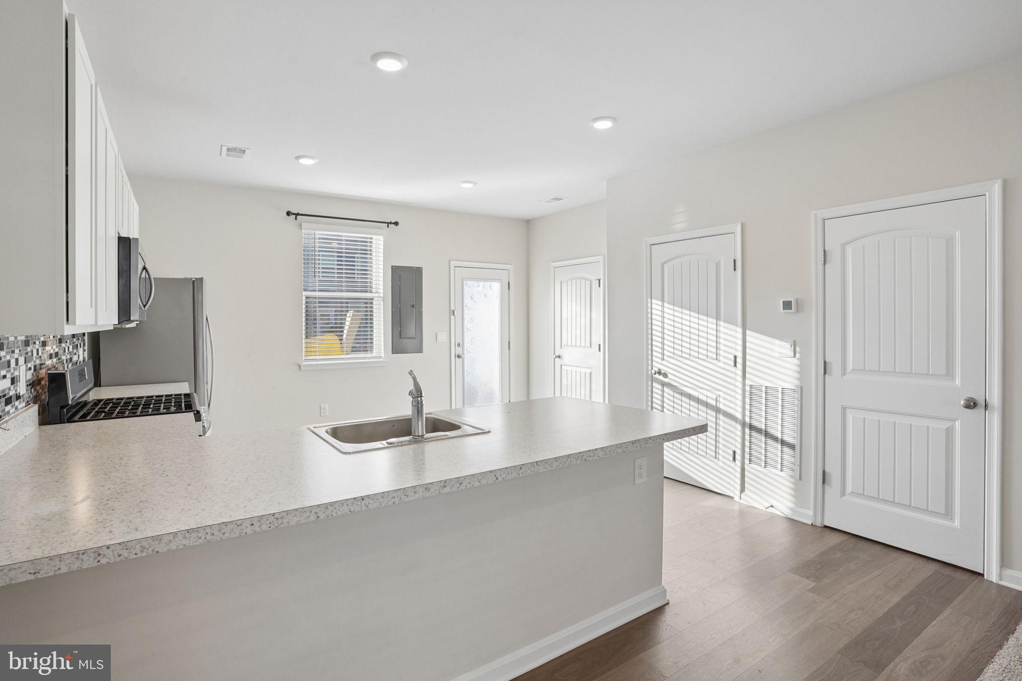 LOGANBERRY VILLAGE - Residential