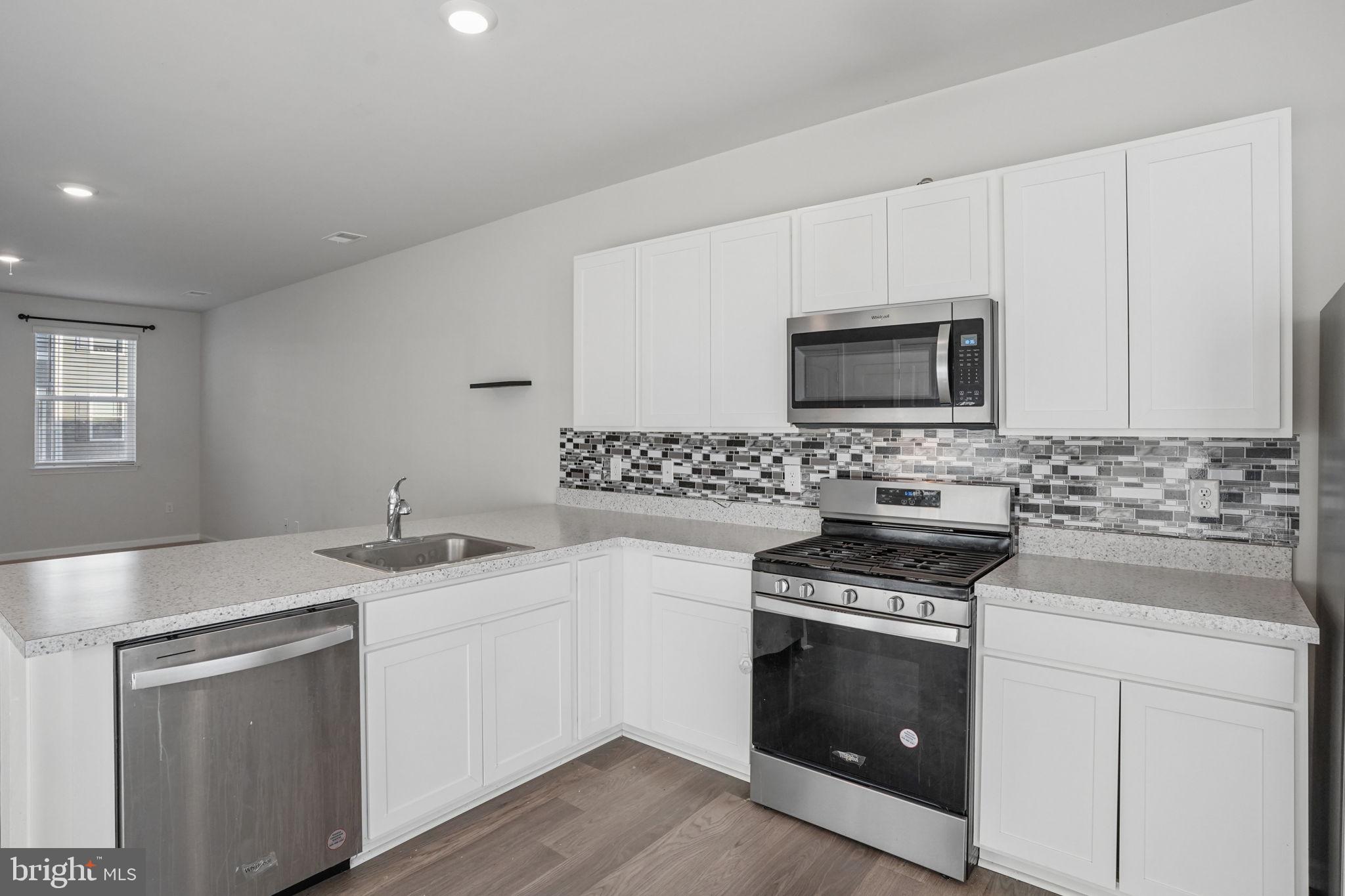 LOGANBERRY VILLAGE - Residential