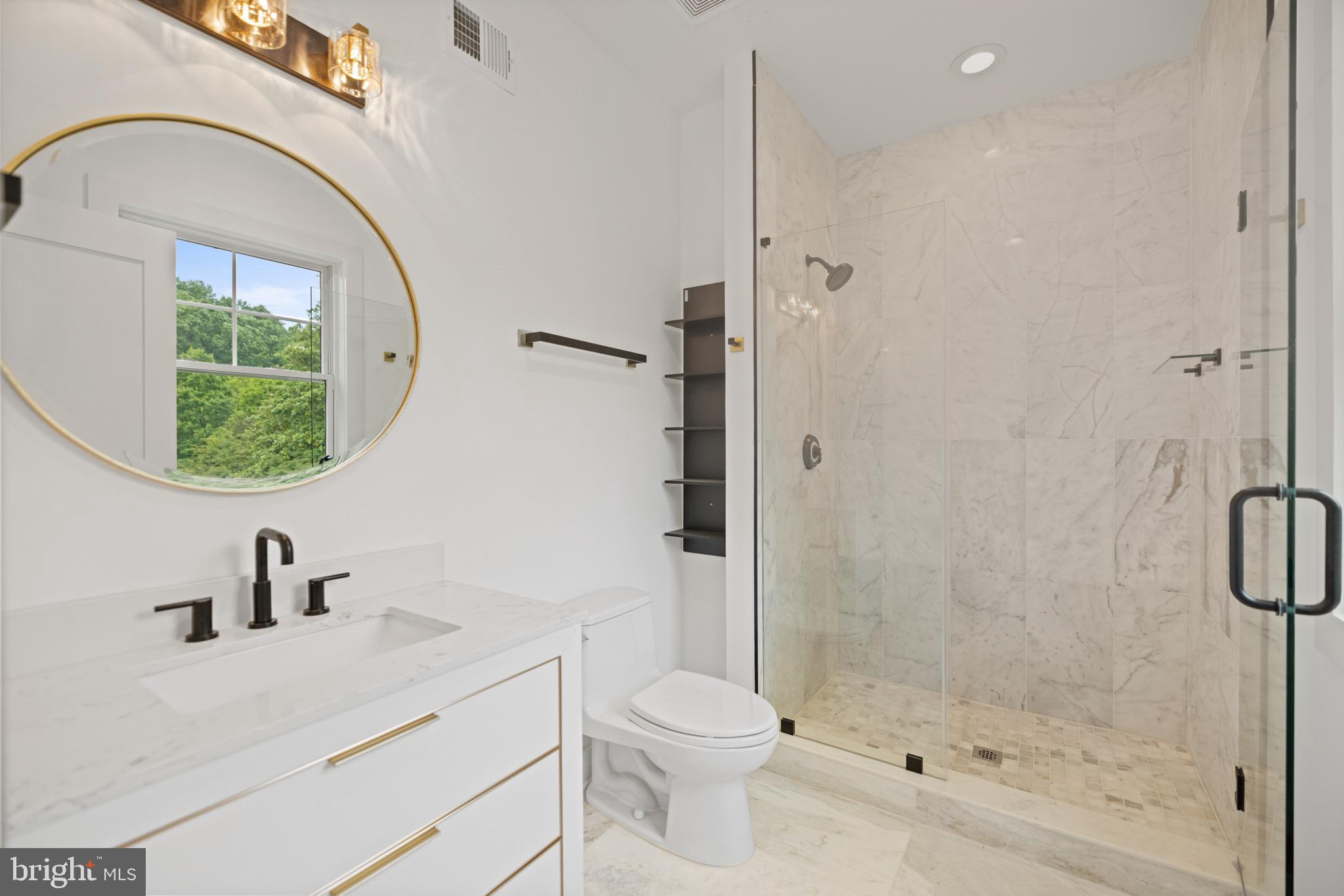 ROCK CREEK KNOLLS - Residential