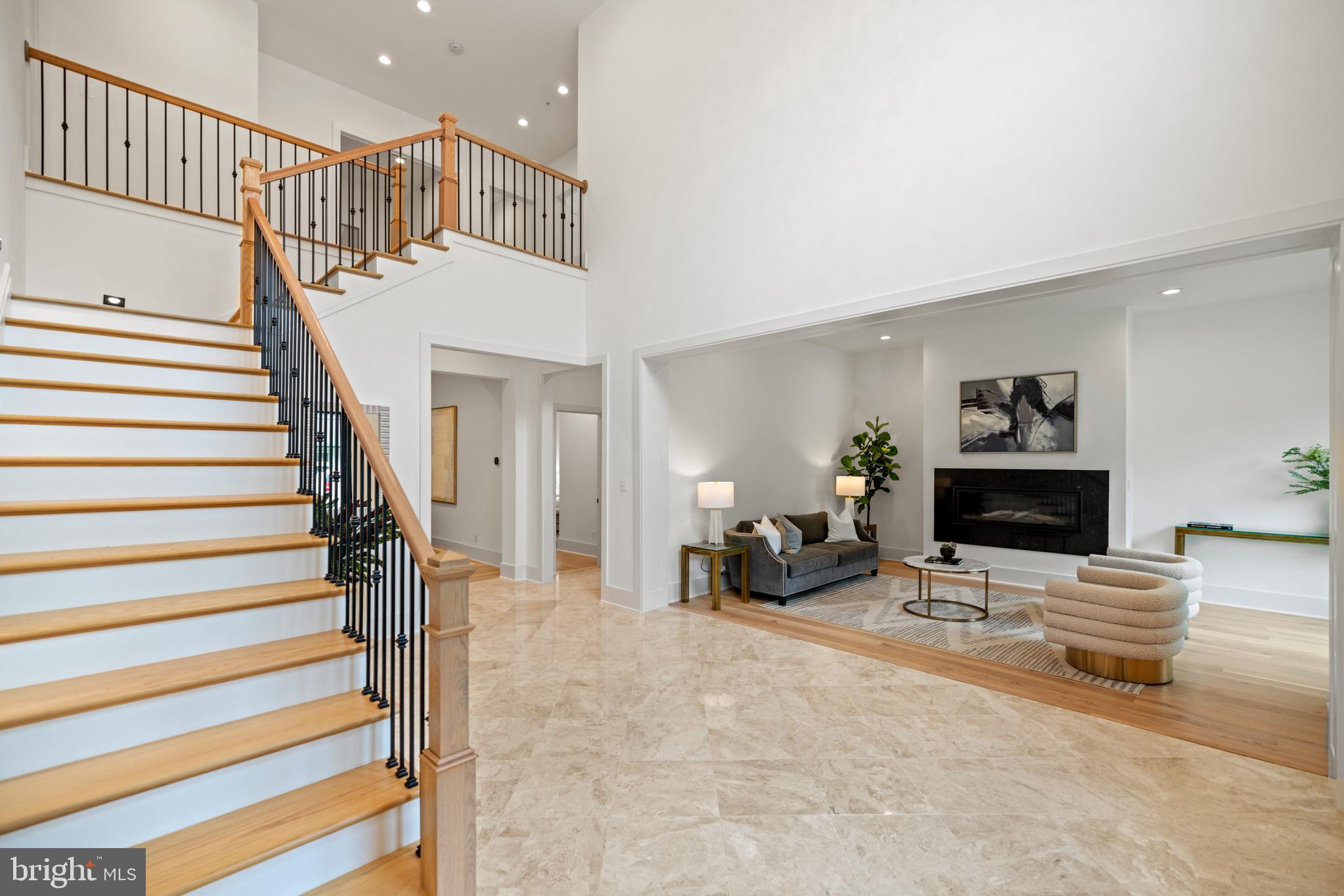 ROCK CREEK KNOLLS - Residential