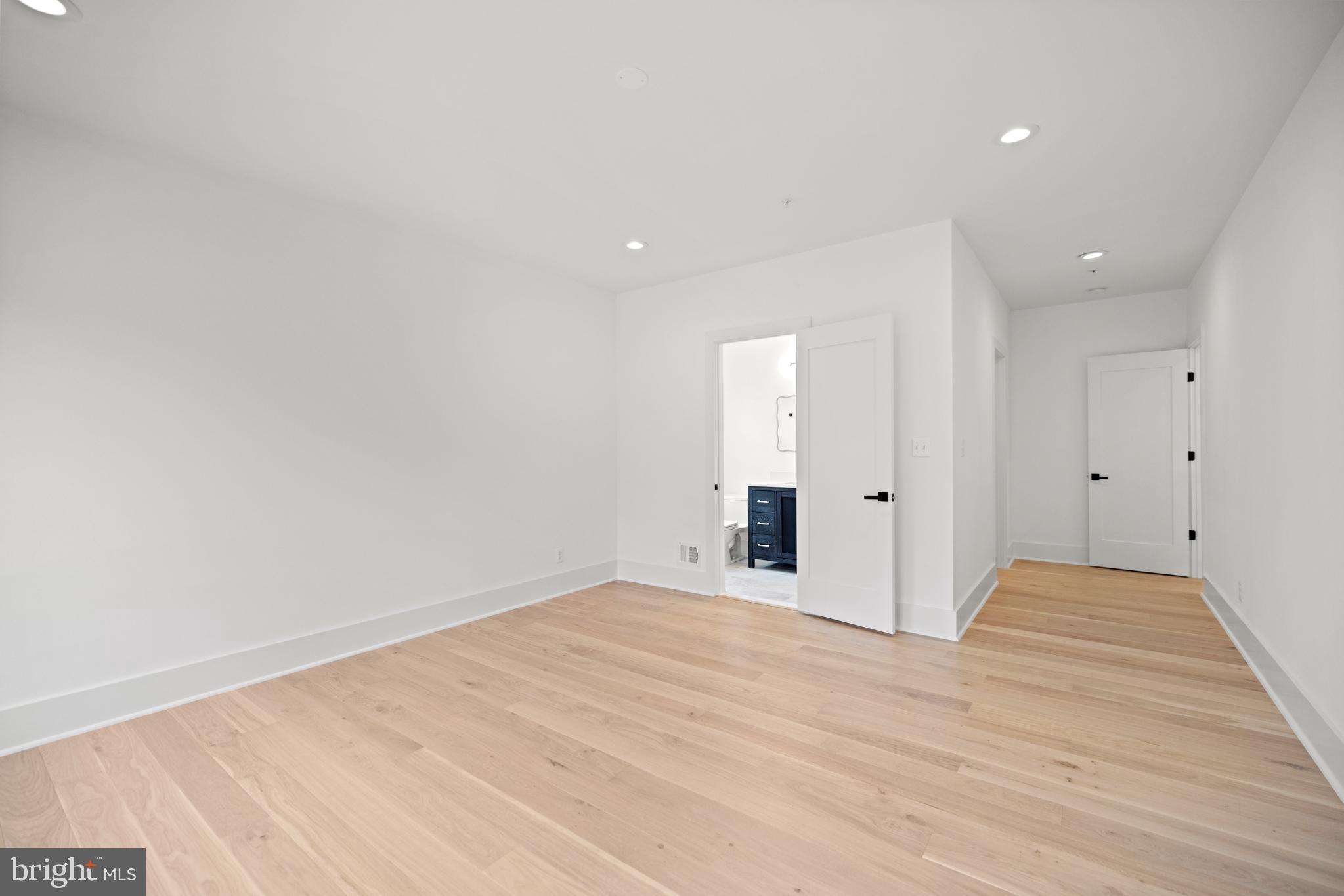 ROCK CREEK KNOLLS - Residential