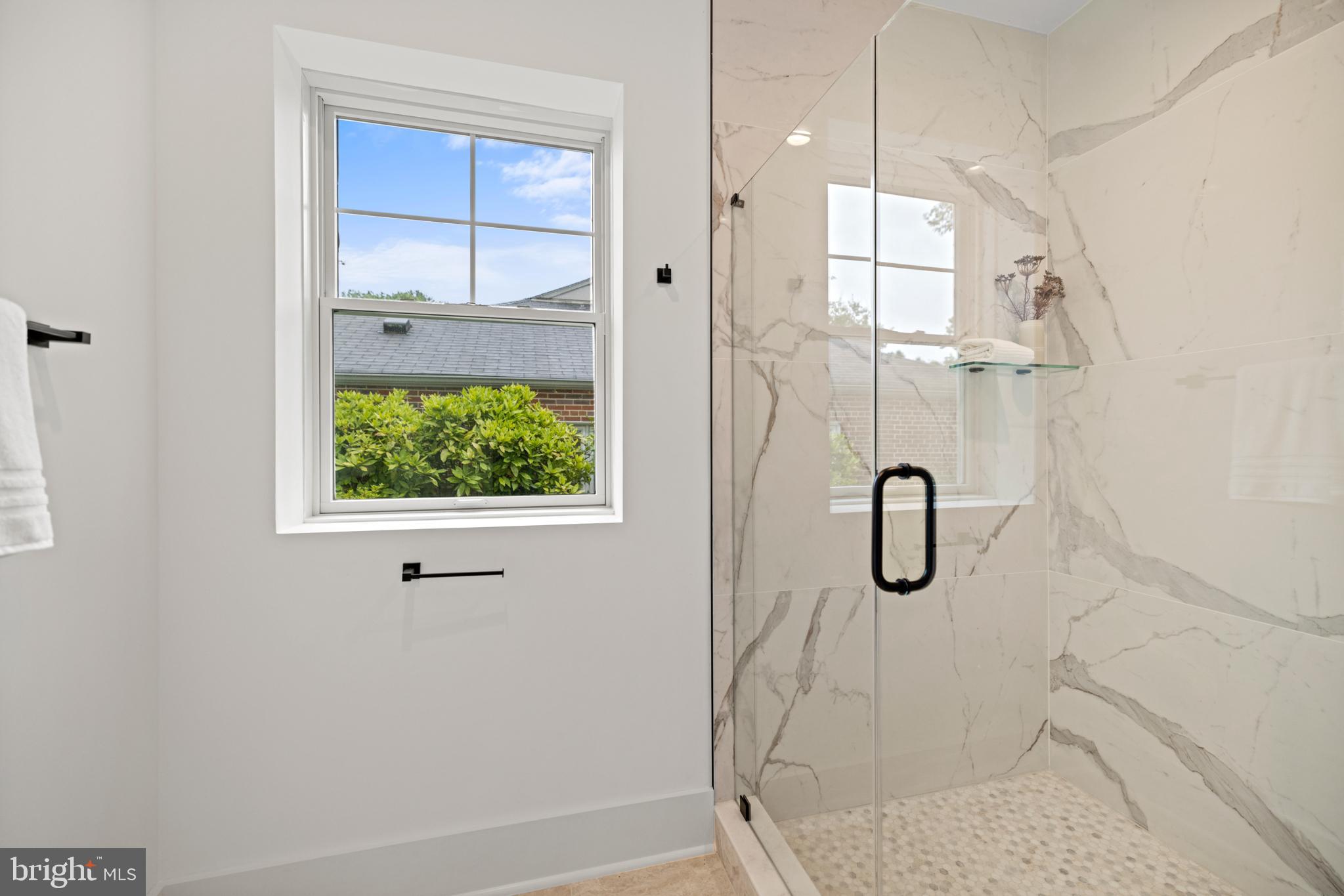 ROCK CREEK KNOLLS - Residential