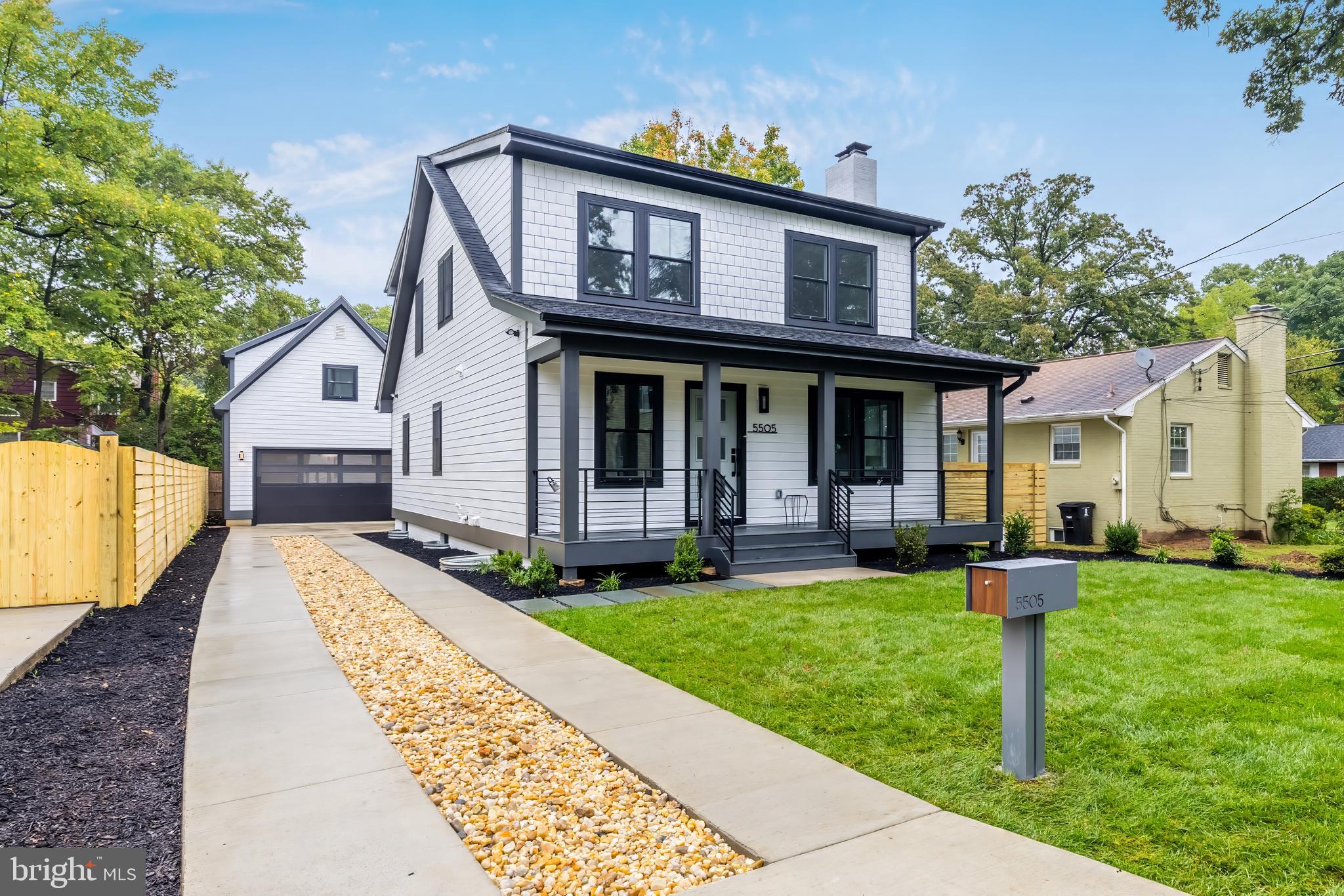 GLENCARLYN - Residential