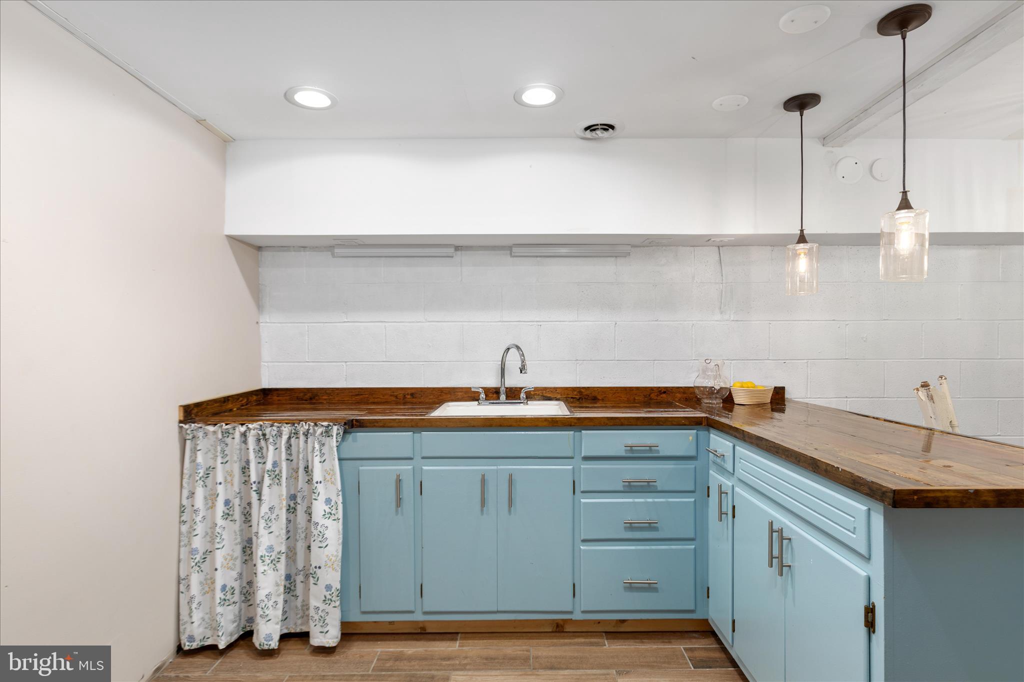 FREDERICKTOWNE - Residential