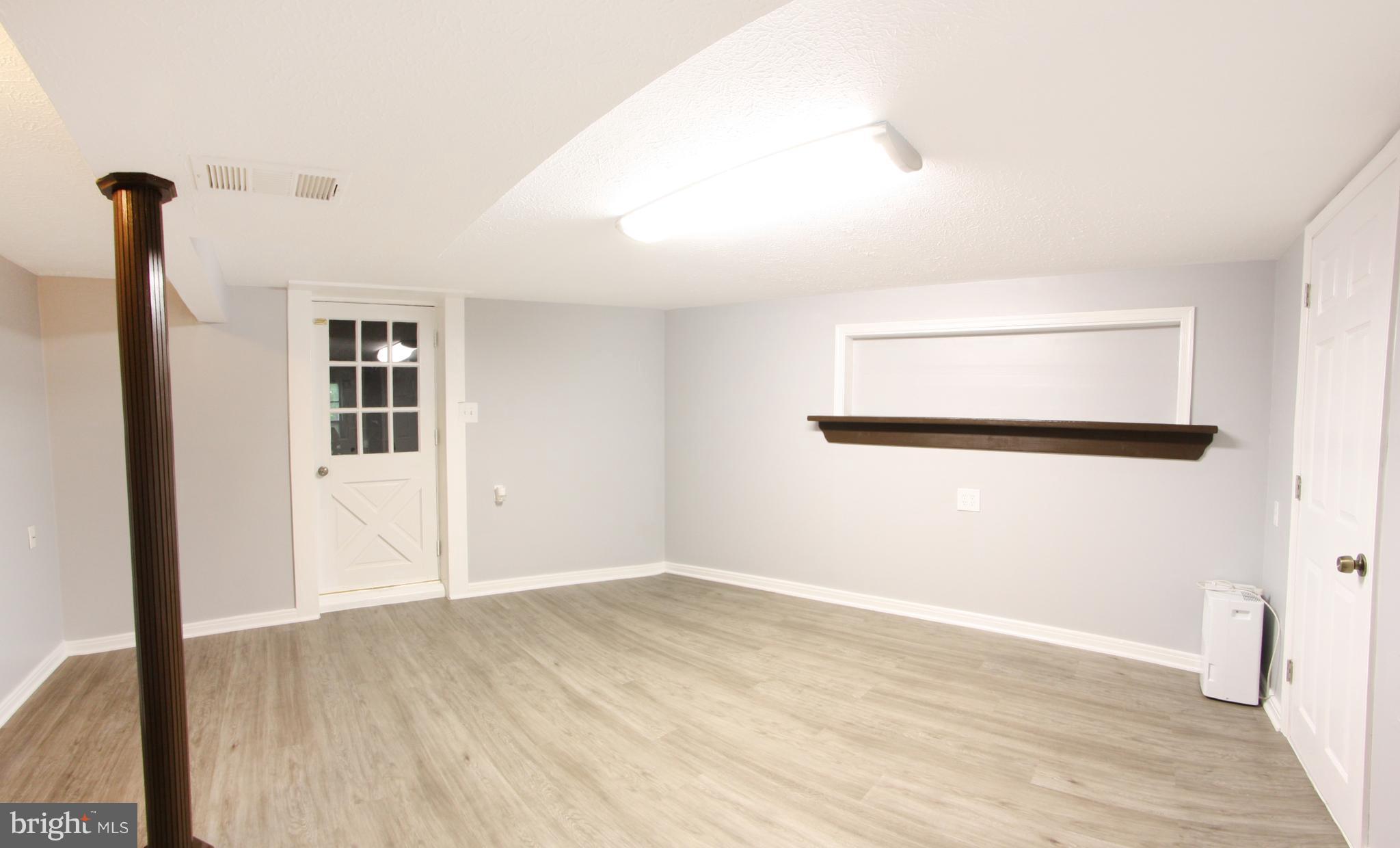 GLEN BURNIE - Residential
