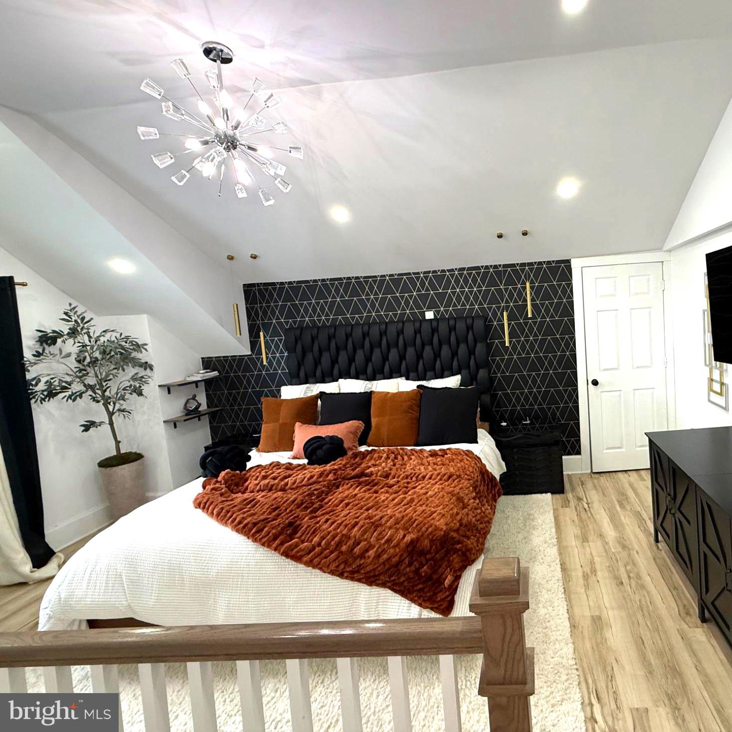 POTTSVILLE - Residential