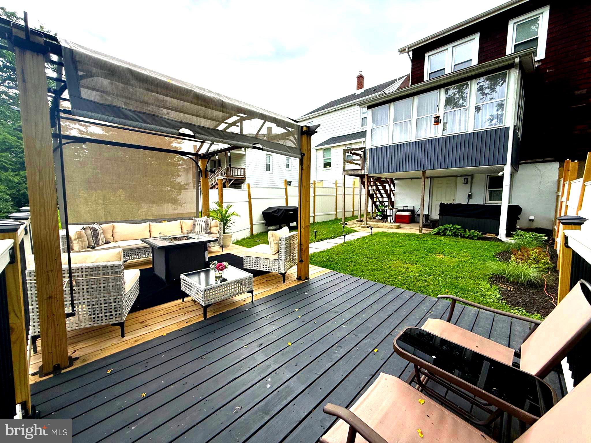POTTSVILLE - Residential