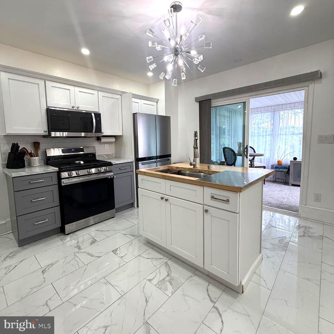 POTTSVILLE - Residential