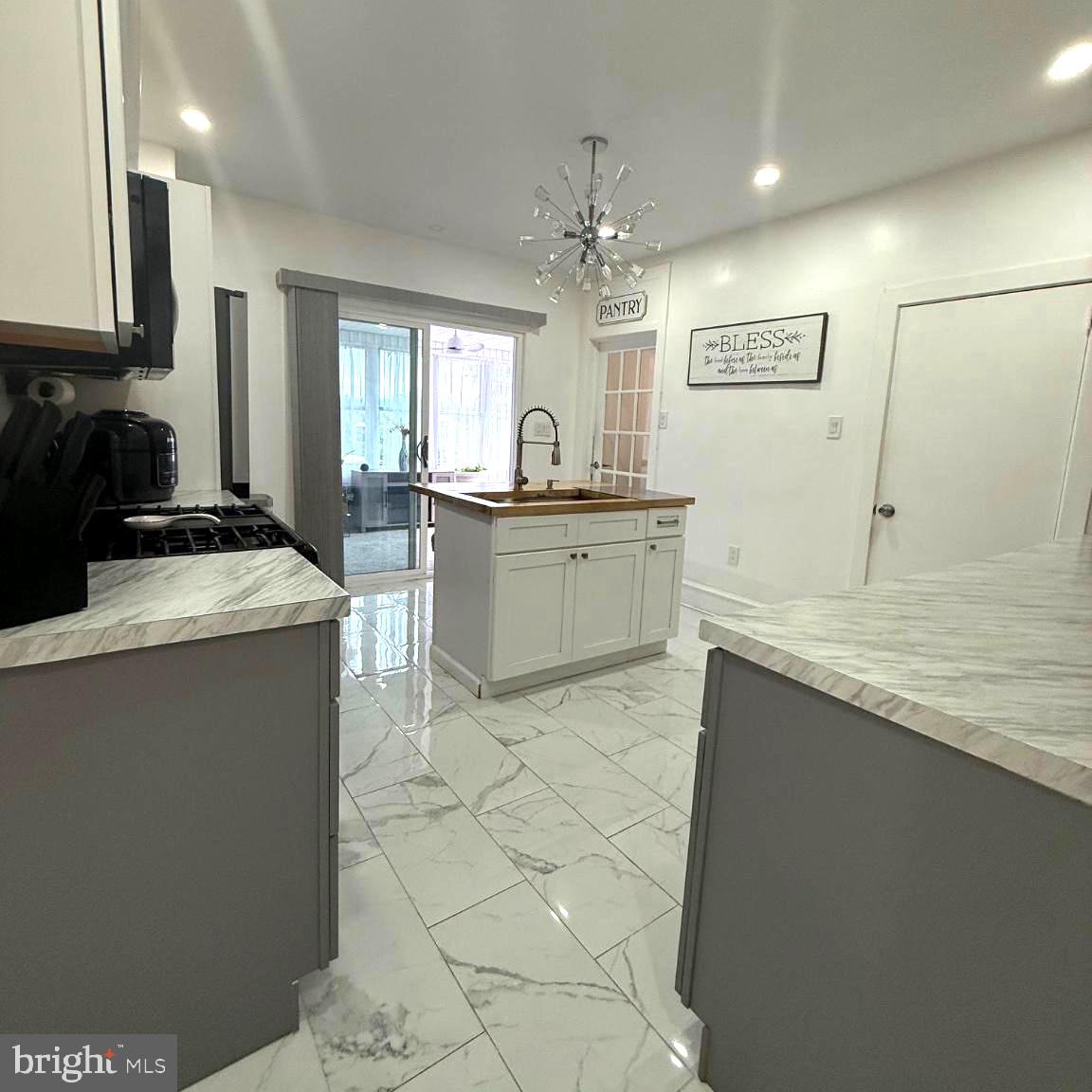 POTTSVILLE - Residential