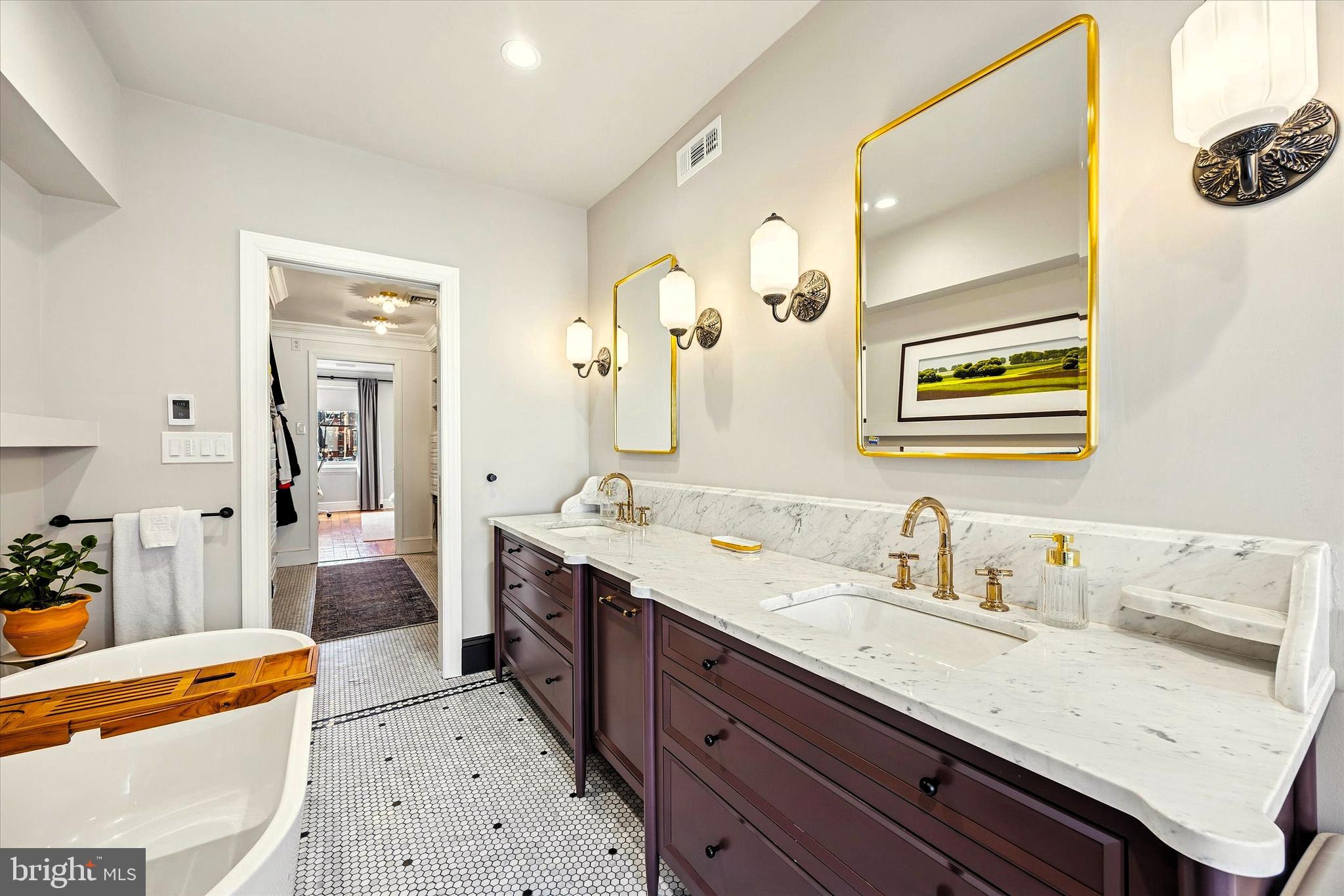 RITTENHOUSE SQUARE - Residential